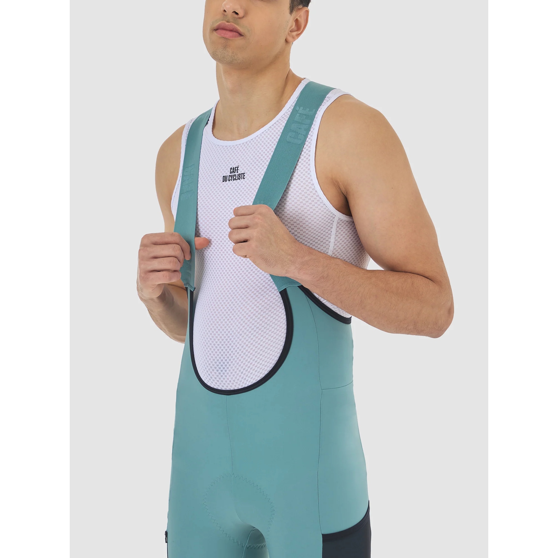 Cafe du cycliste EVA Men サイクルビブ Men's Cycling Bib Shorts Eva Black – Café du Cycliste | FR