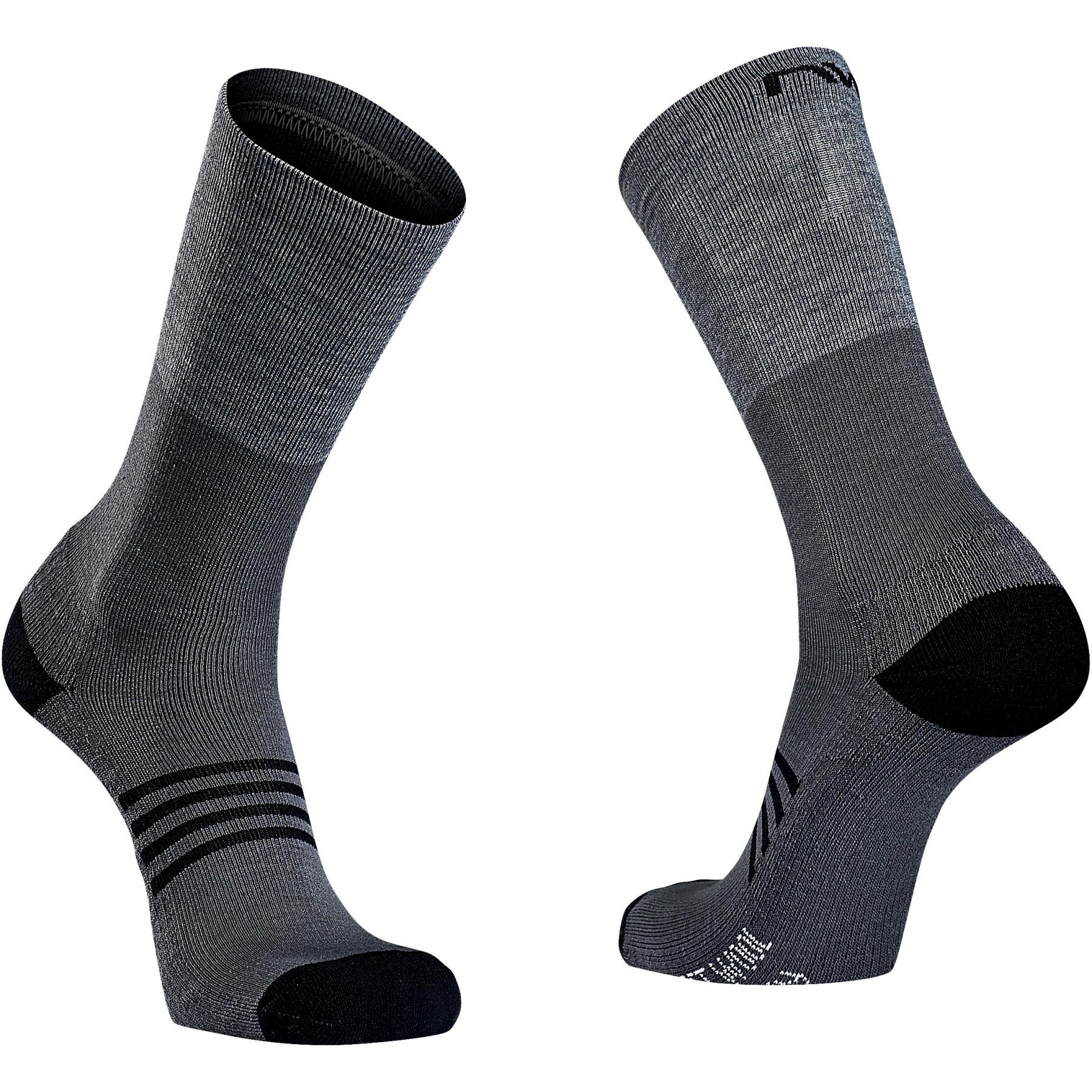 Produktbild von Northwave Extreme Pro High Socken - schwarz 10