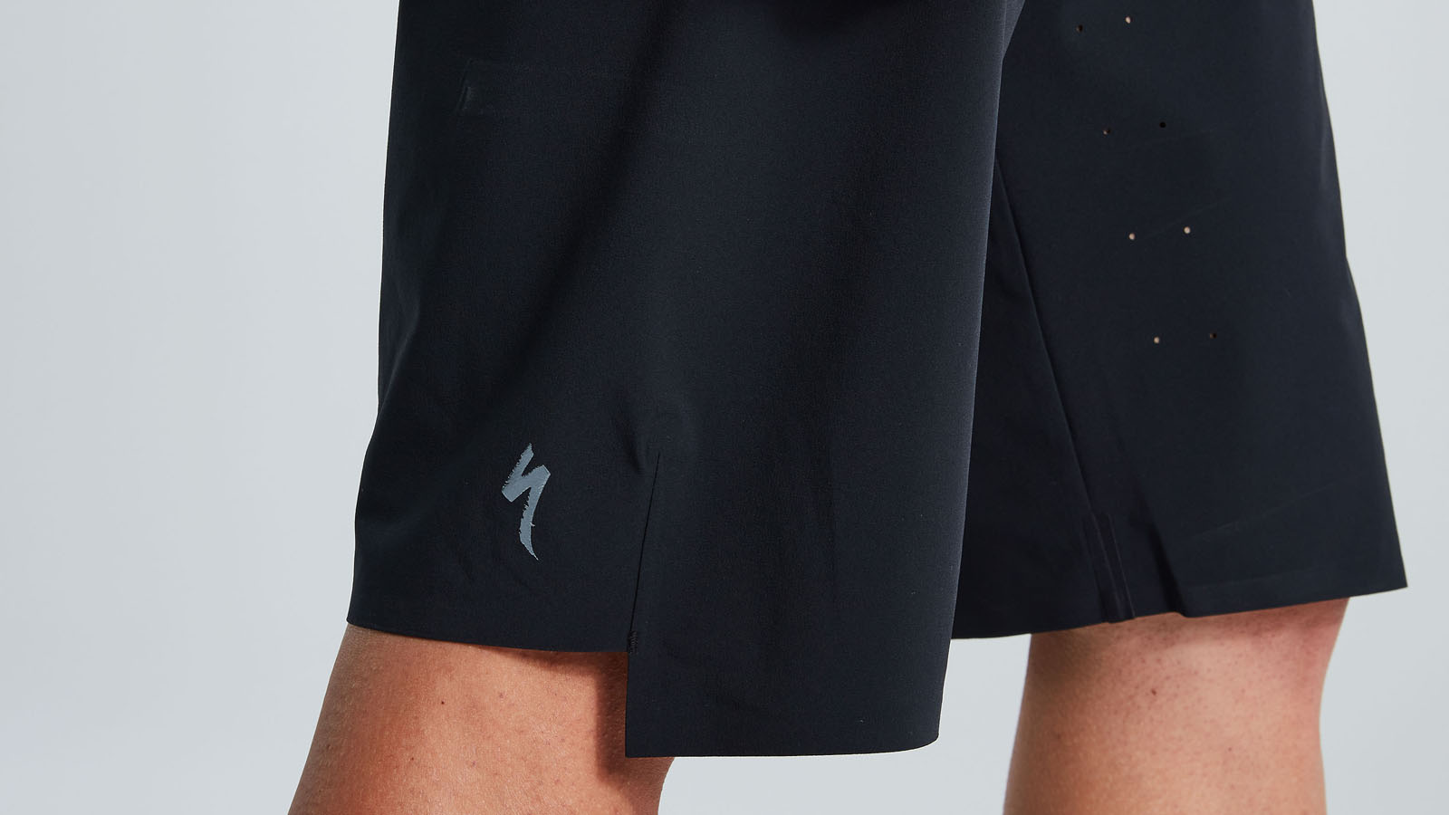 SPECIALIZED TRAIL AIR SHORTS スペシャライズド Specialized Trail Air Shorts Men - black | BIKE24