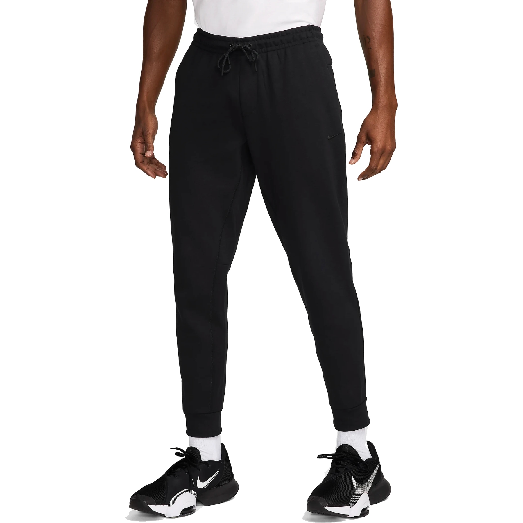 Black nike slim fit joggers on sale