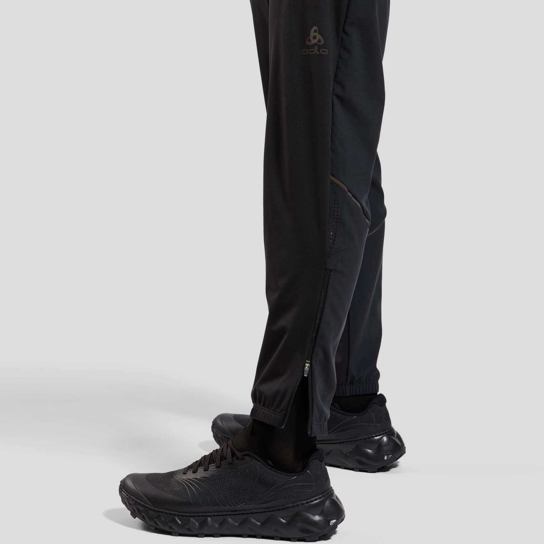 Odlo Zeroweight Warm Running Pants 2.0 Men - black | BIKE24