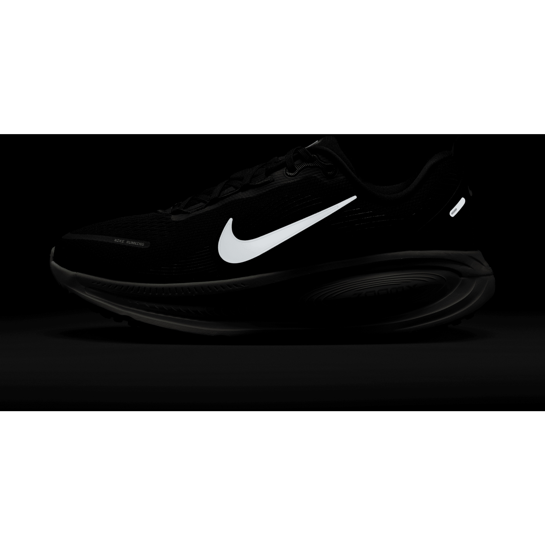Nike Vomero 18 Running Shoes Women - black/coconut milk