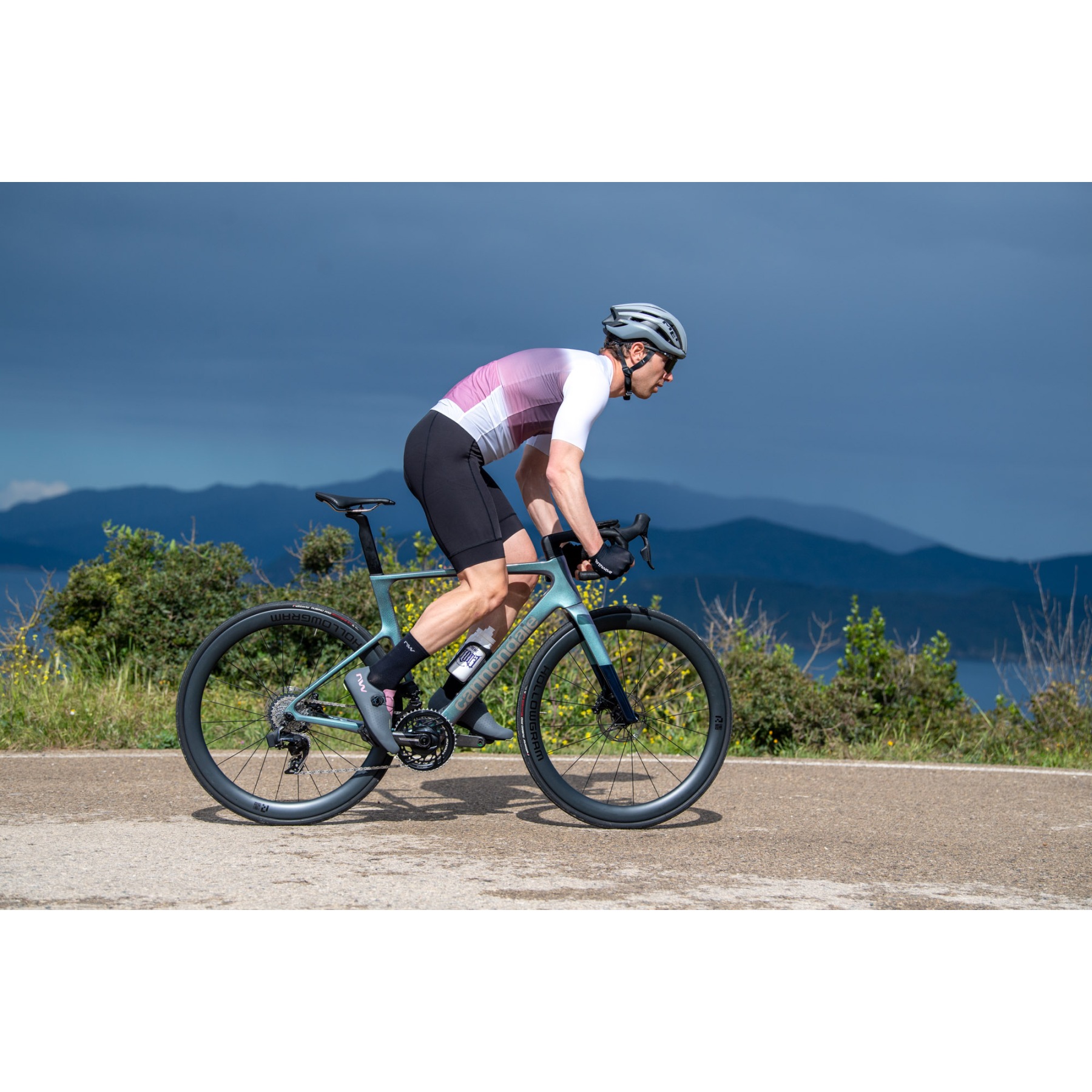 Northwave Sonic Plus Road Shoes - dark grey/dusty malva 121 | BIKE24
