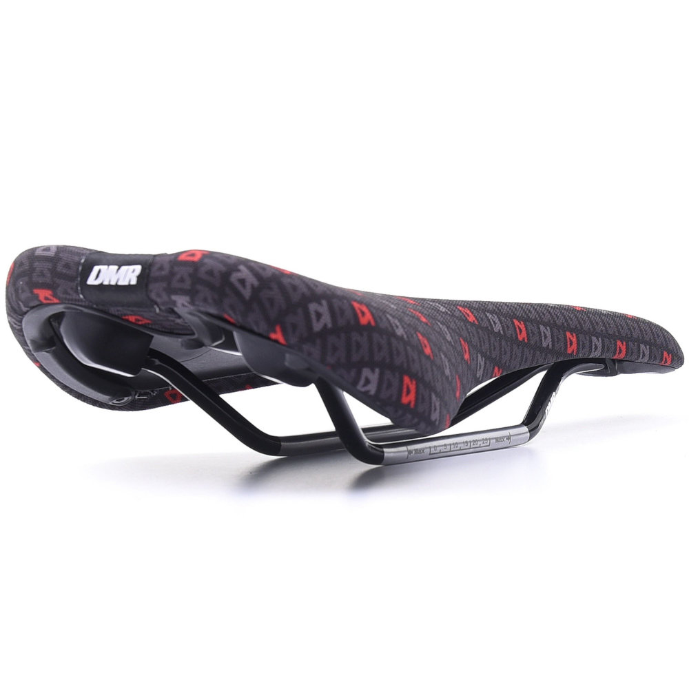 DMR ( ディーエムアール ) サドル OIOI SADDLE ( オイオイ