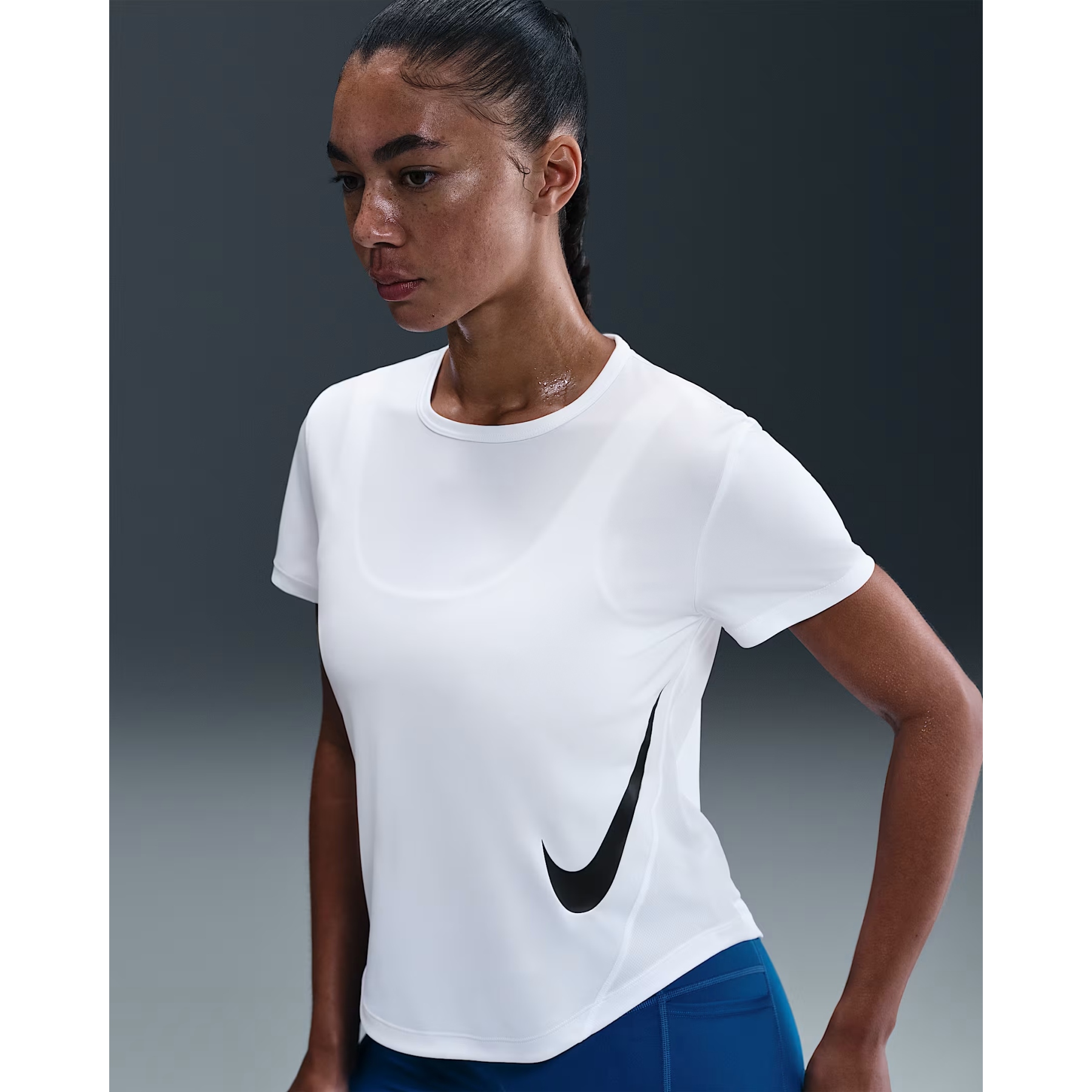 womens white nike with black swoosh