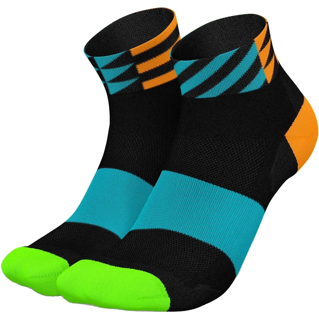 Photo produit de INCYLENCE Chaussettes - Ultralight Elements Short - Noir Cyan