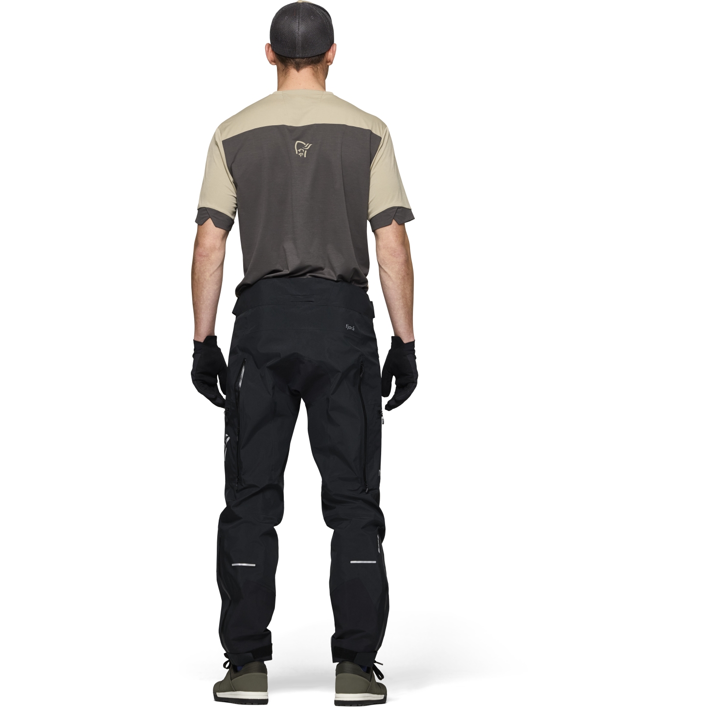 Norrona fjørå Gore-Tex Pro Pants Men - Caviar Black | BIKE24