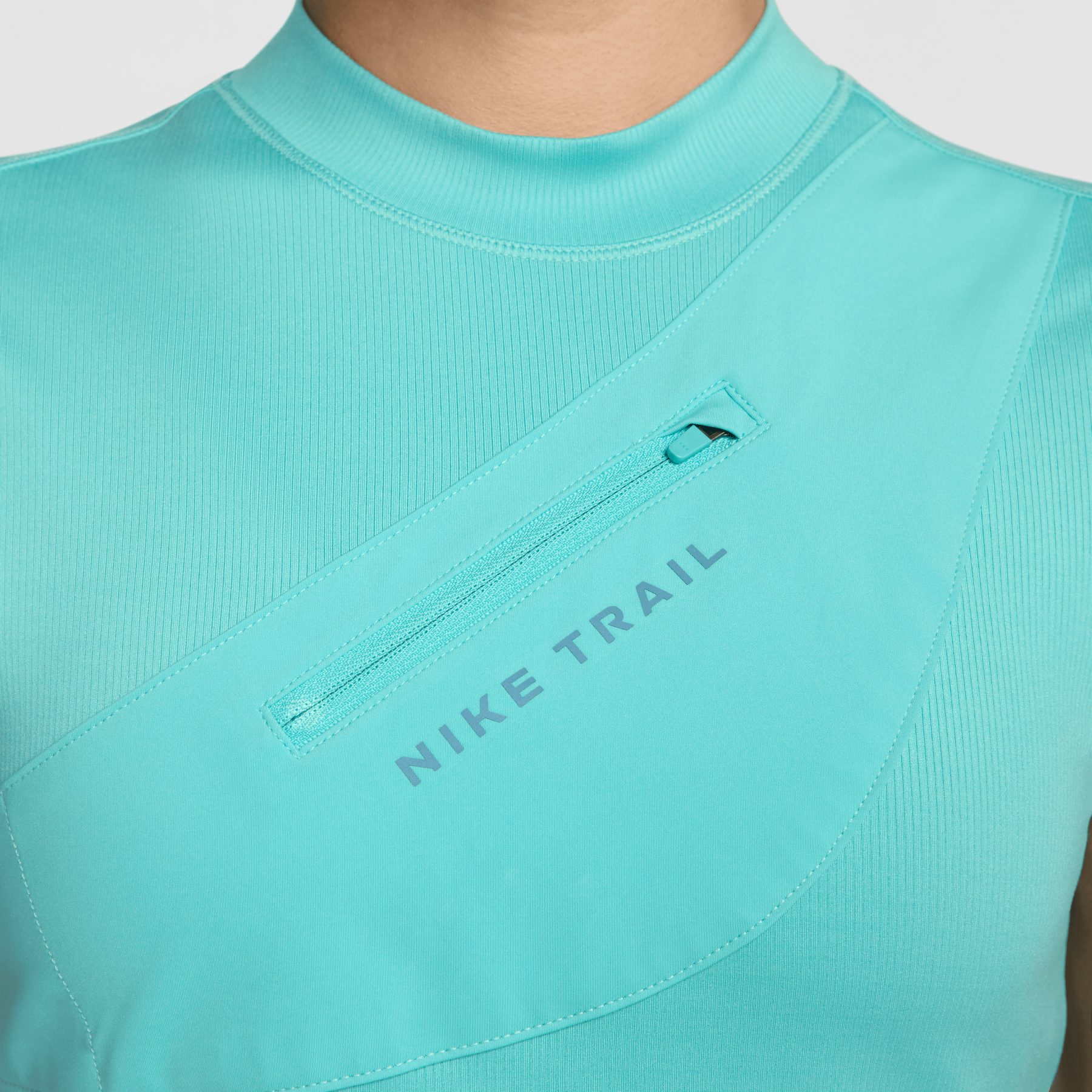 nike trail tank top