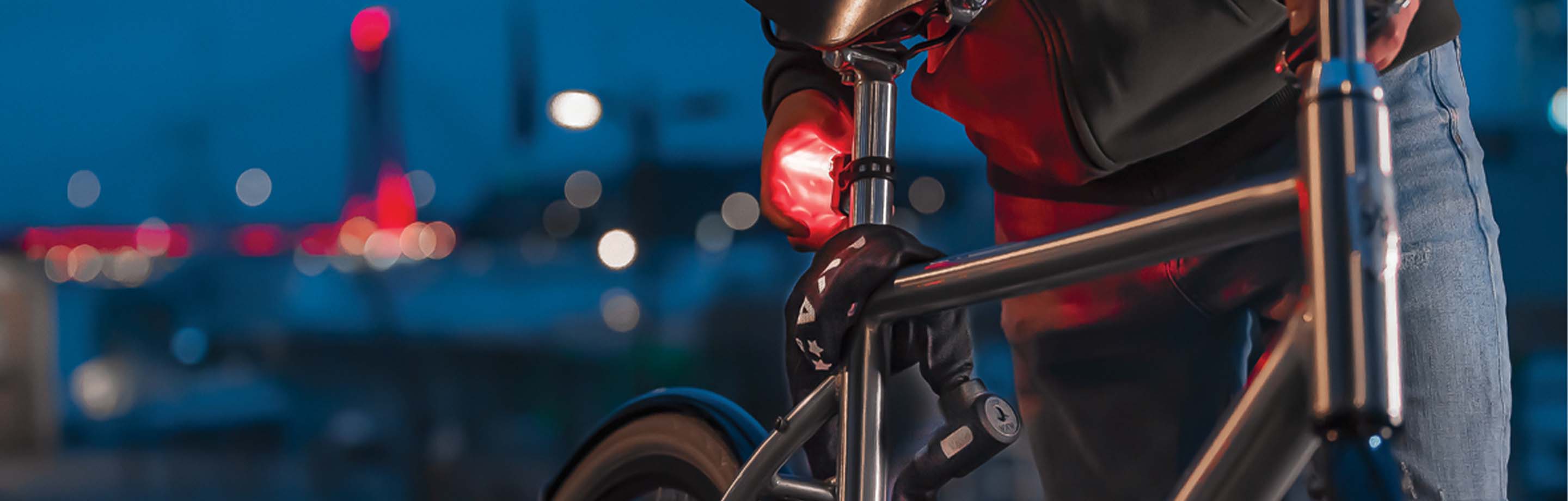 AXA fietsverlichting brengt licht in de duisternis