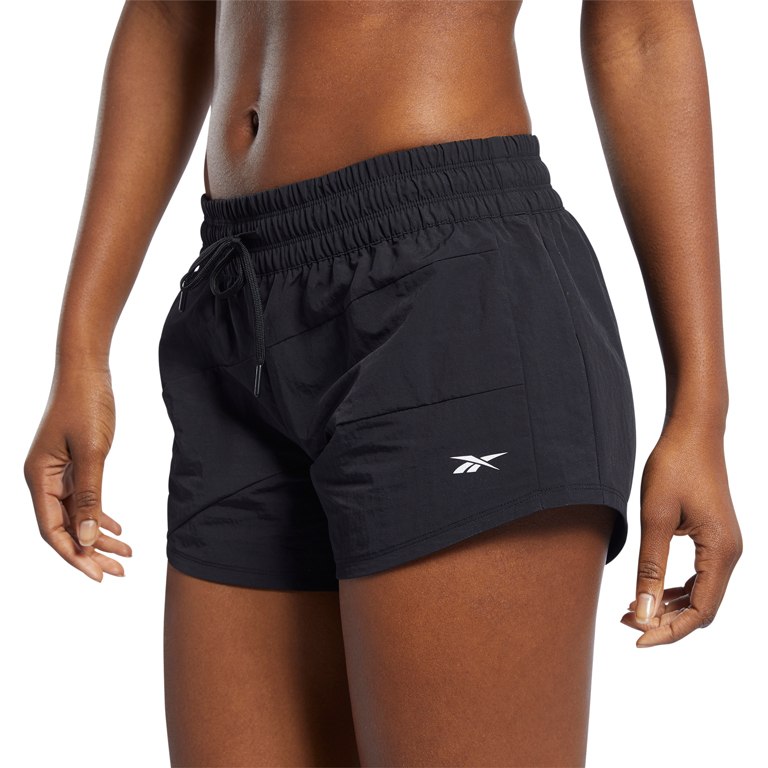 Produktbild von Reebok Workout Ready Woven Shorts Damen - schwarz FK6810