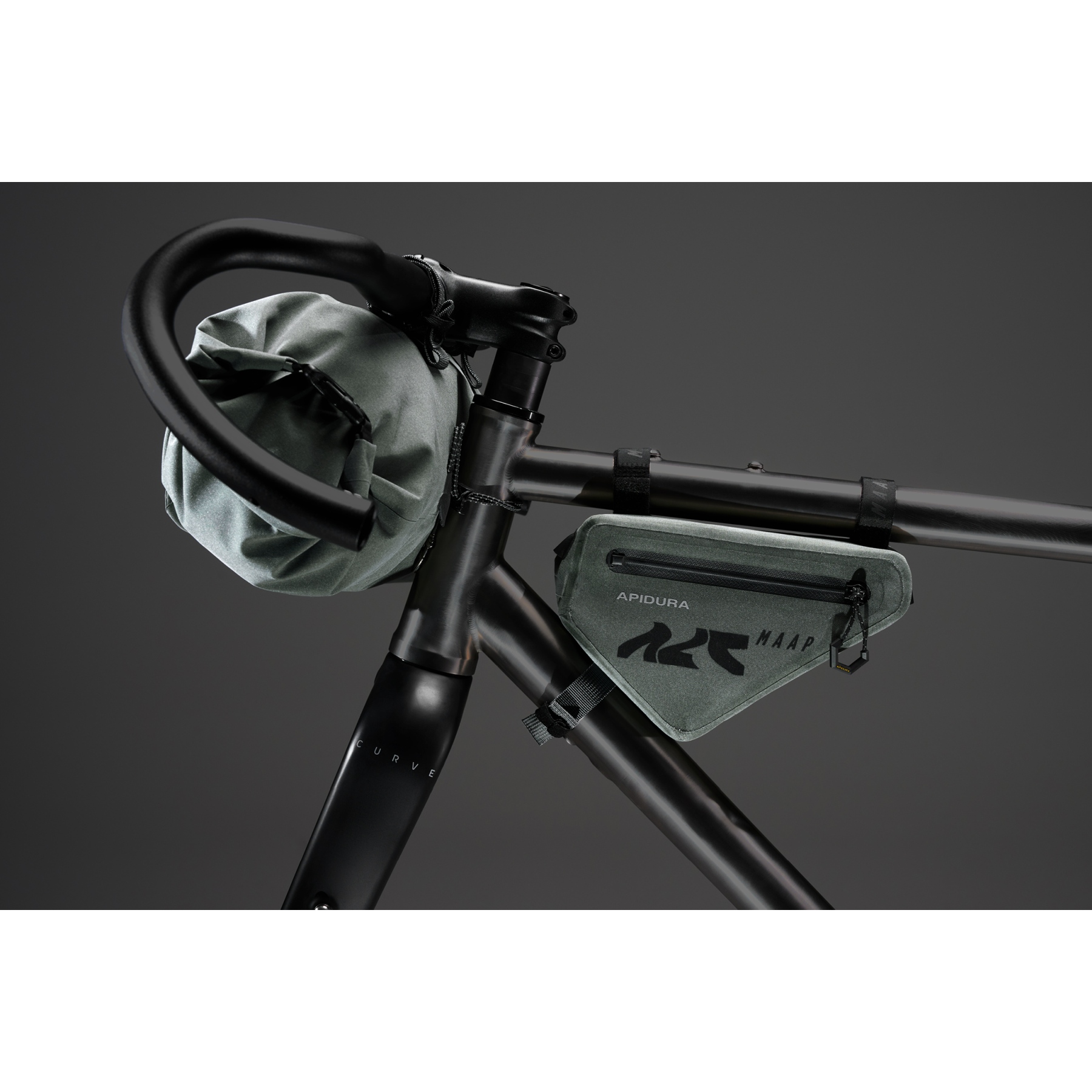 MAAP x Apidura Handlebar Pack 9L - loam | BIKE24