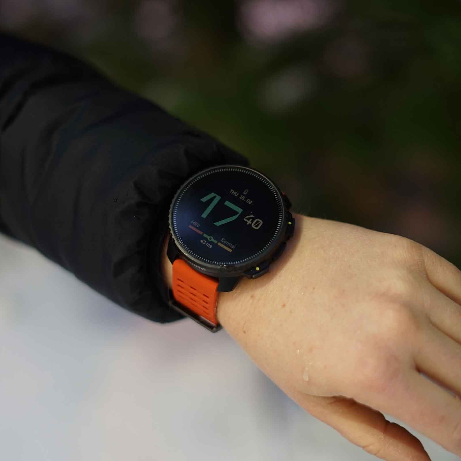 Suunto Vertical Solar GPS Multisport Watch - Canyon | BIKE24 Suunto Vertical Solar GPS Multisport Watch - Canyon | BIKE24