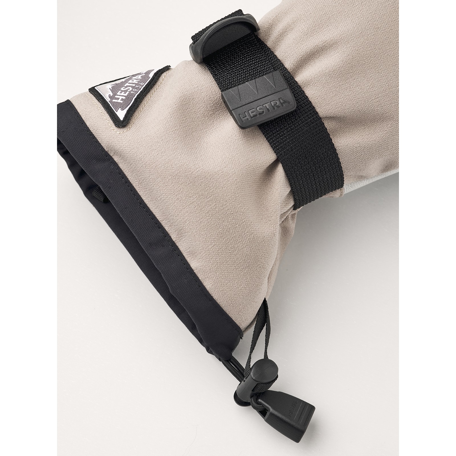 Hestra Powder Gauntlet - 5 Finger Ski Gloves - beige | BIKE24