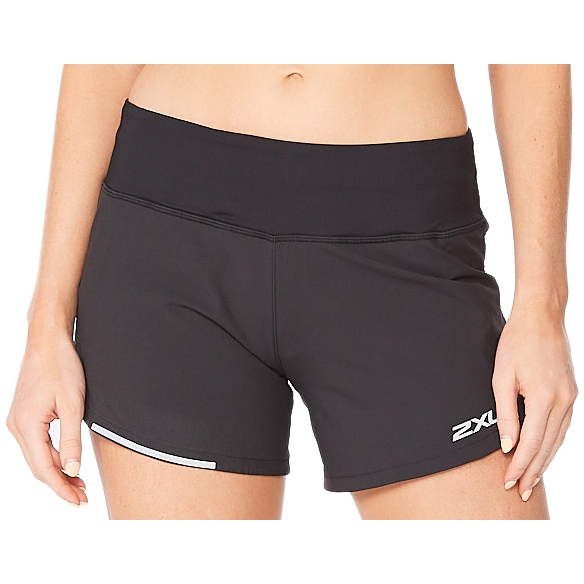 Bild von 2XU Aero 4" Laufshorts Damen - black/silver reflective