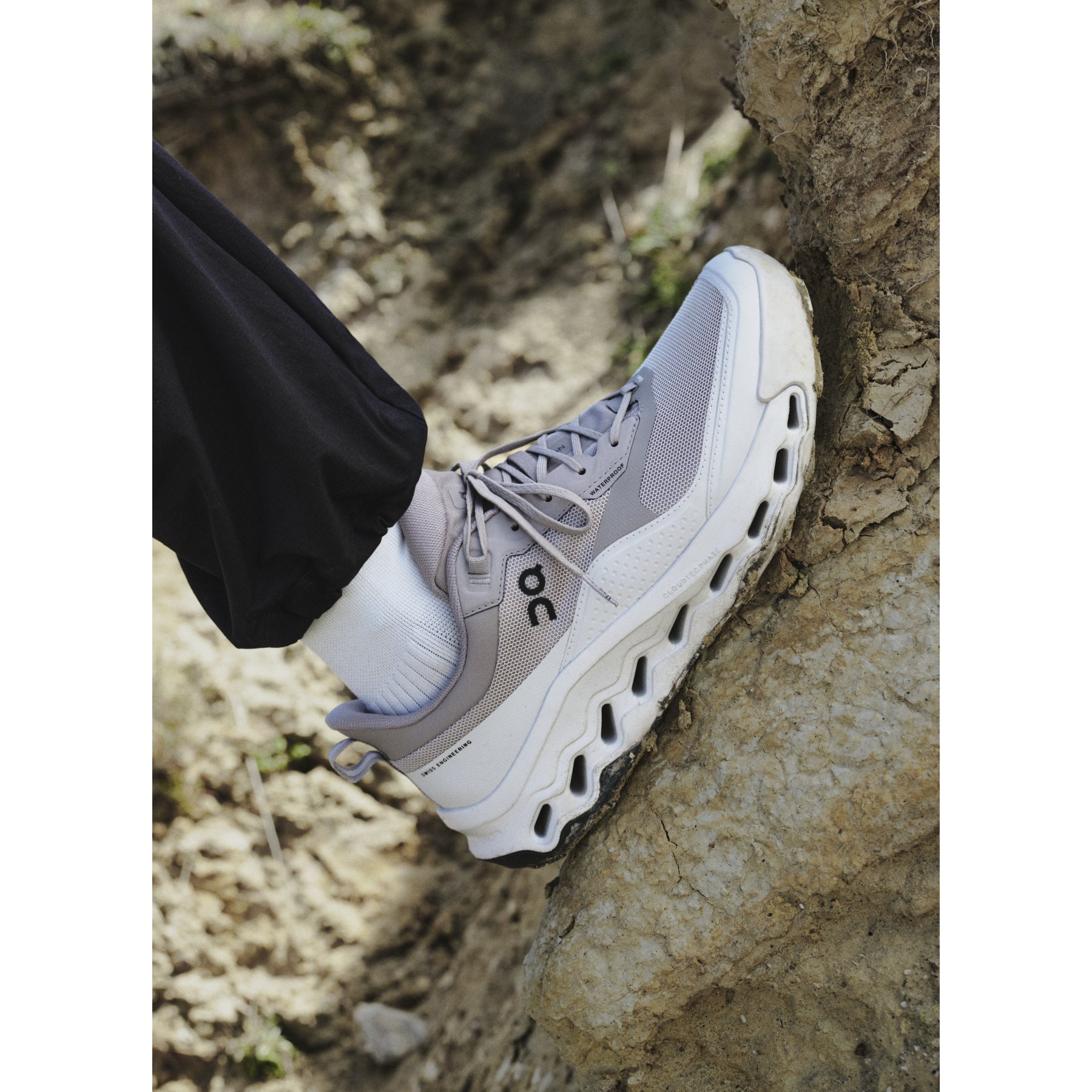 On Cloudhorizon 2 Waterproof Hiking Shoes Women - Ghost | Ivory