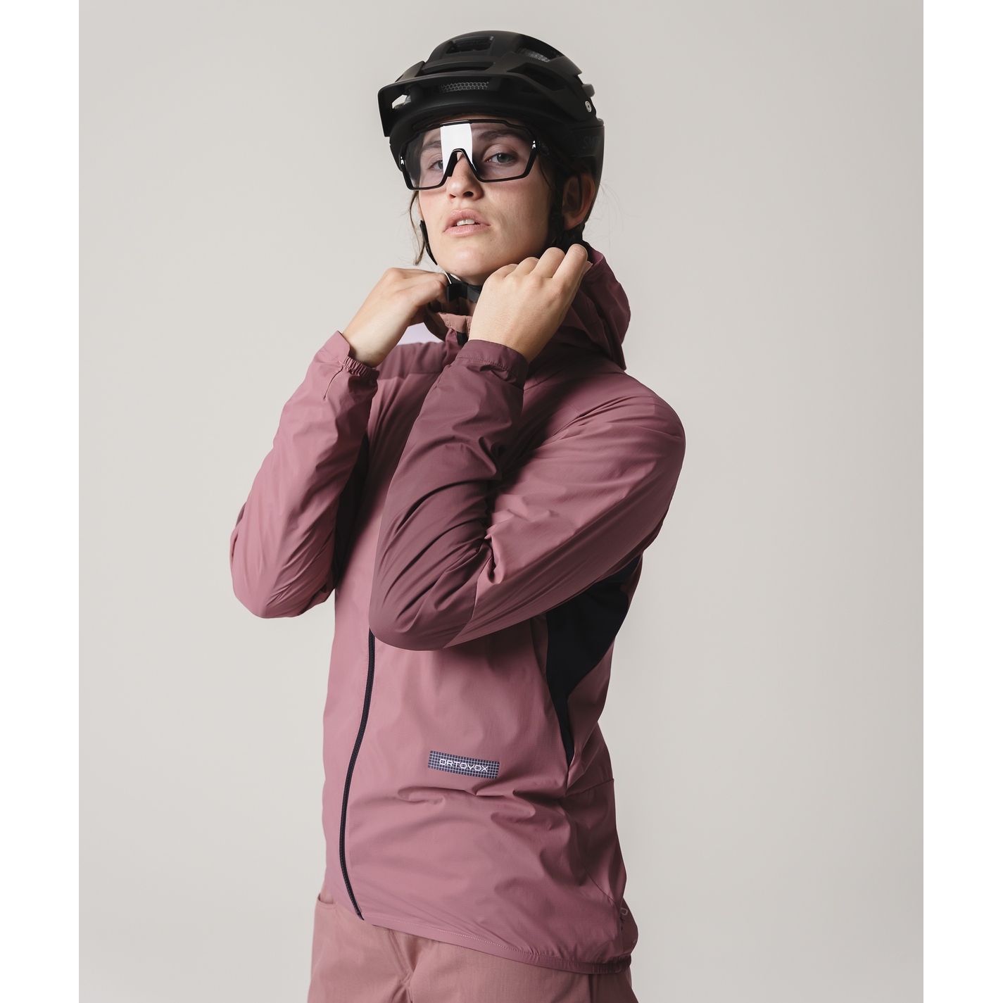 Veste Cyclisme Femme Gore Bike Wear Phantom 2.0 SO – Taille S – Grise/Rose – Coupe-vent – Occasion