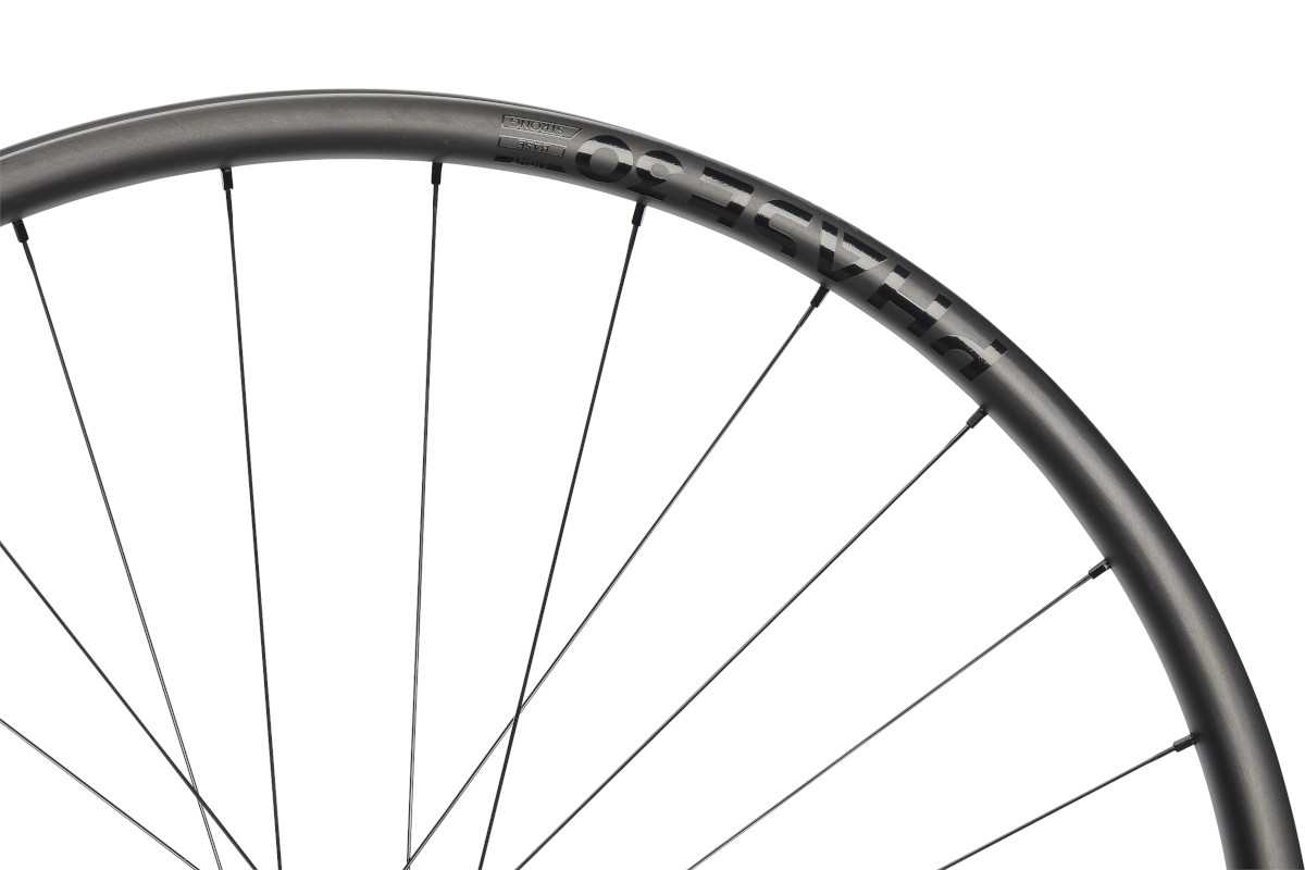 Newmen Phase 30 XC Rear Wheel 29