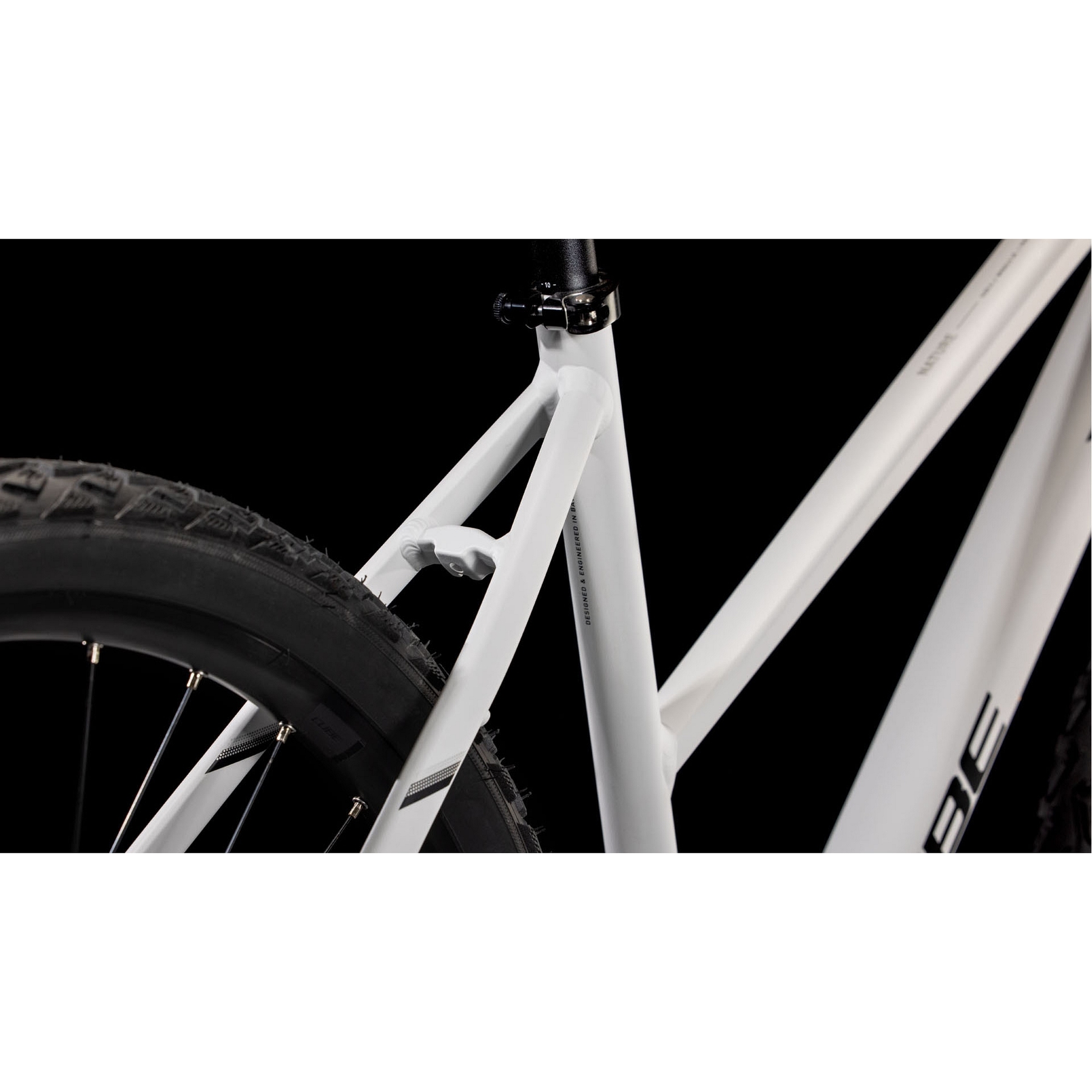 Selle de Vélo Cube Naturel Fit Venec Vide Sable/Noir / Noir Glossy