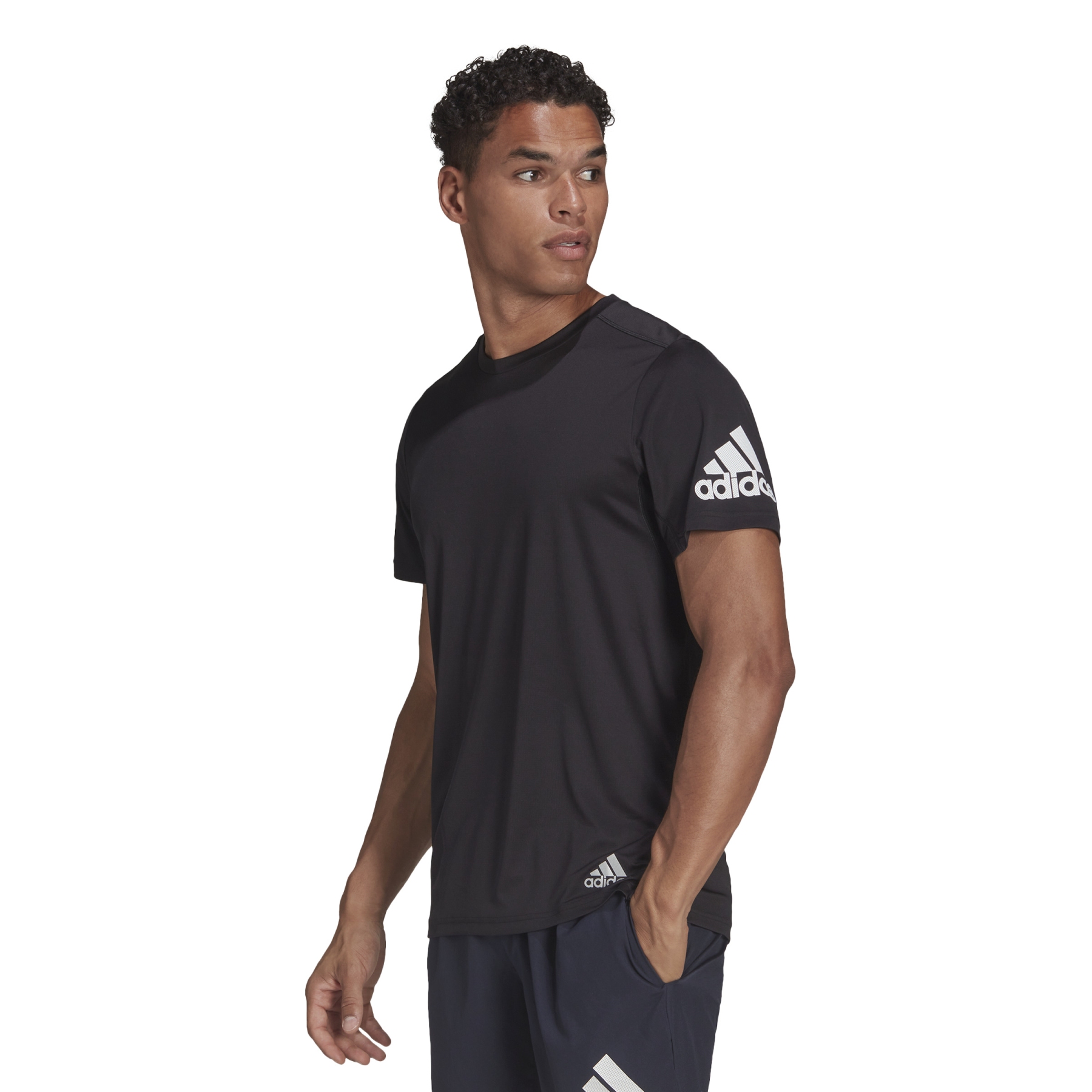 Produktbild von adidas Männer TERREX Run It T-Shirt - schwarz HB7470