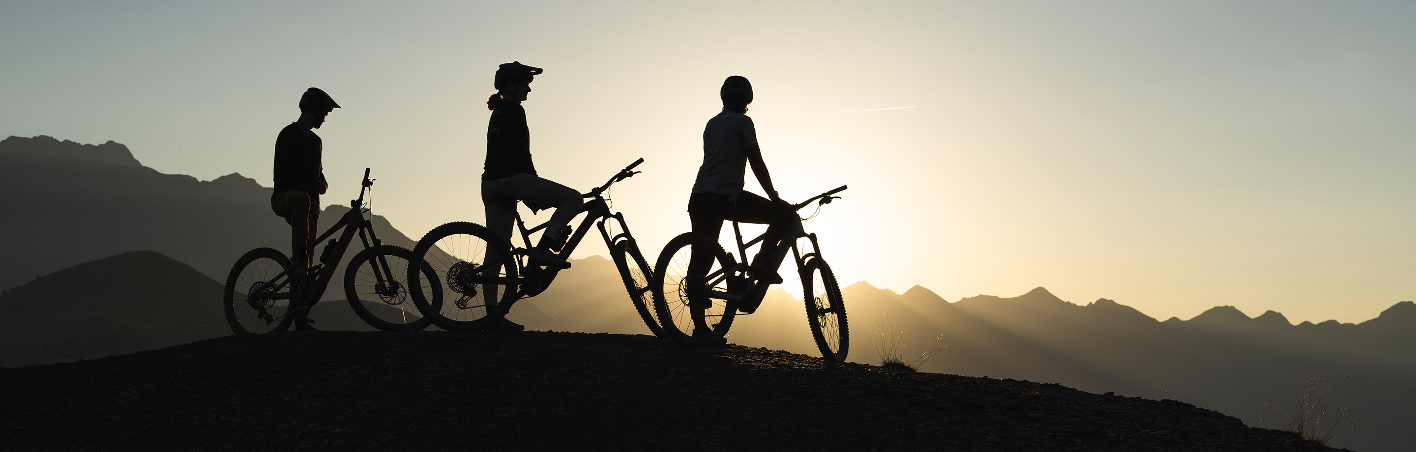 Vélos et vêtements Specialized chez BIKE24