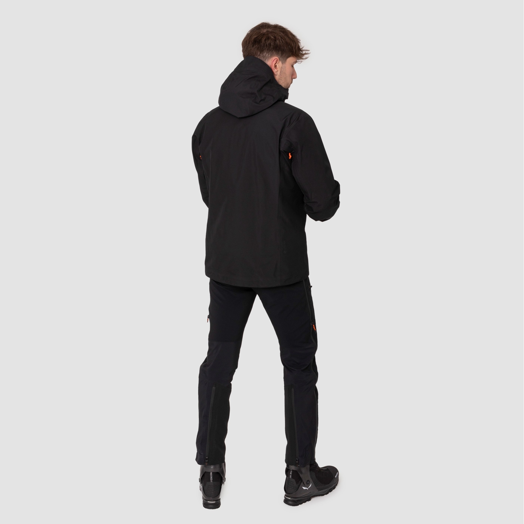 Salewa Ortles GTX 3-Layer Jacket Men - black out 0910 | BIKE24