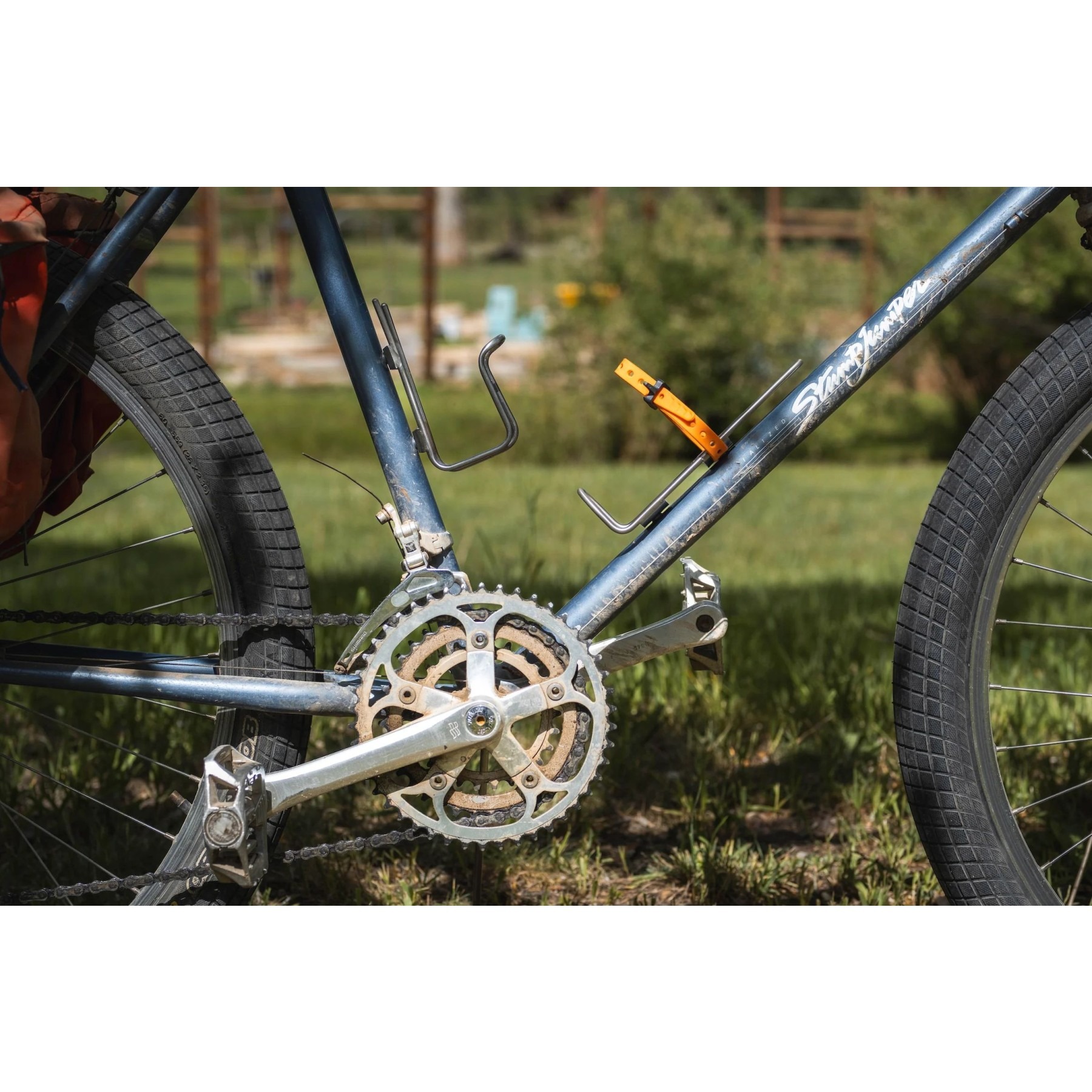 King Cage Oliver Flask Cage - Stainless Steel | BIKE24