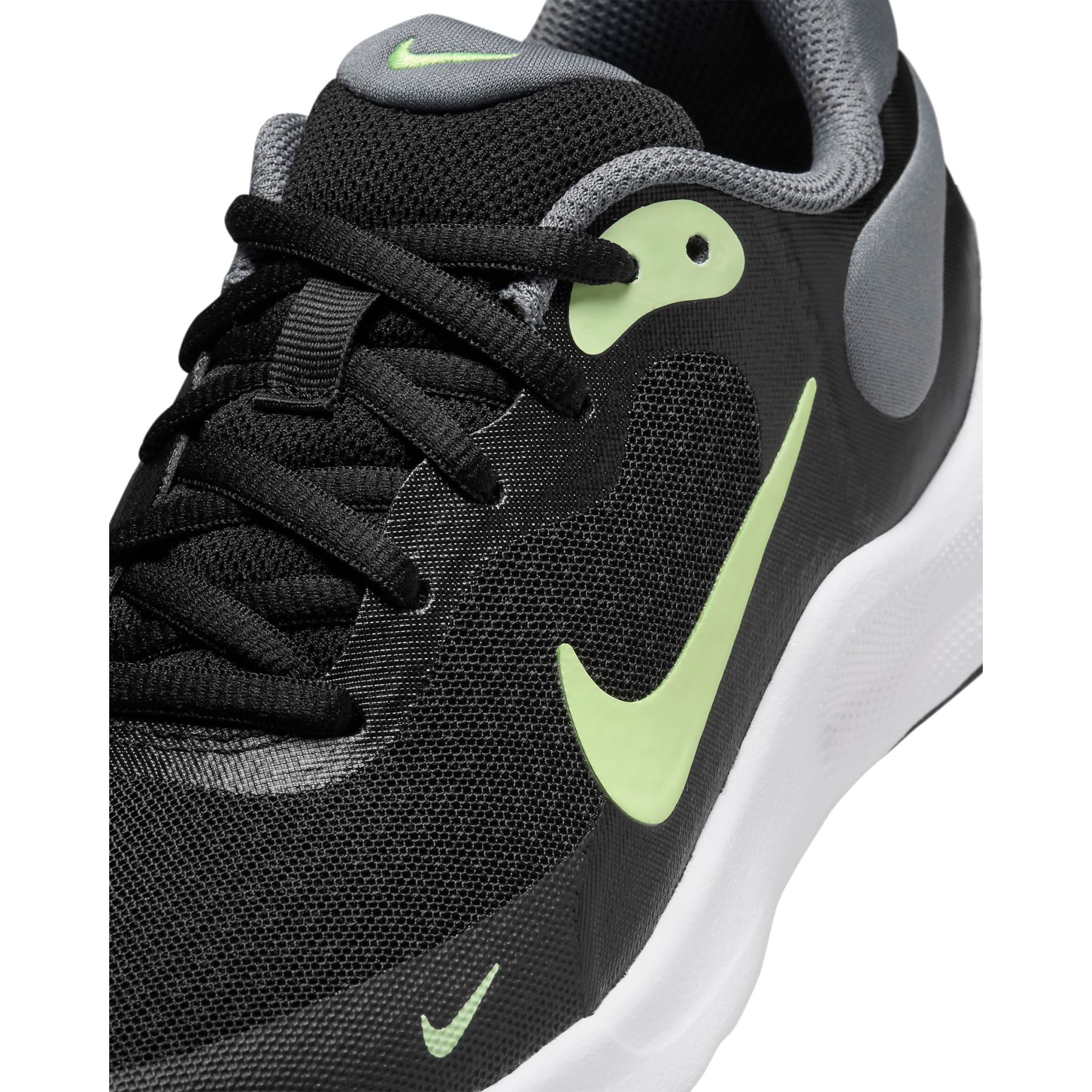 Nike Revolution 7 Schuhe fur altere Kinder black barely volt smoke grey white FB7689 006