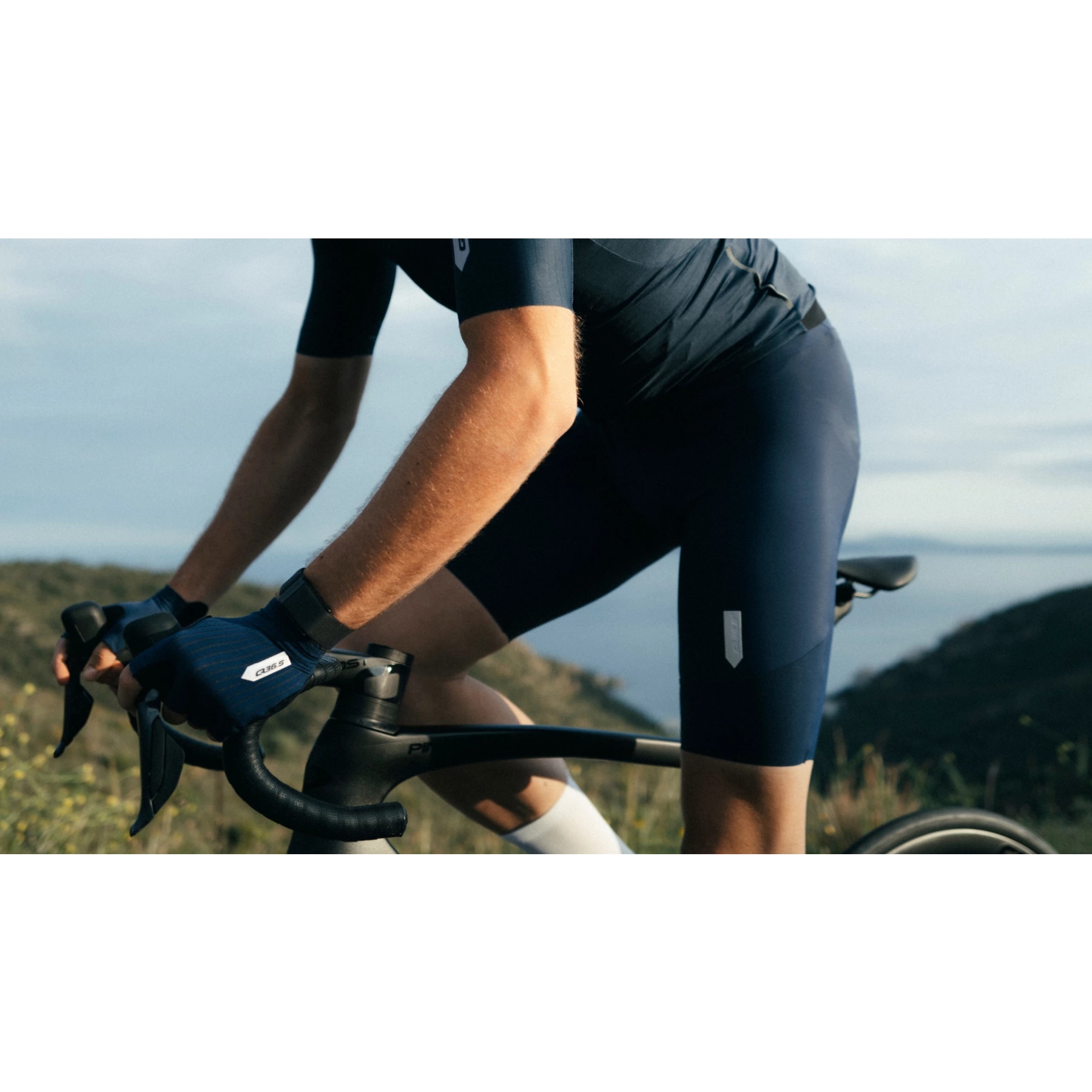 Q36.5 ビブタイツ Sサイズ Q36.5〉ウィンター ビブタイツ _Black | Q36.5 | SUNNYSIDE松谷