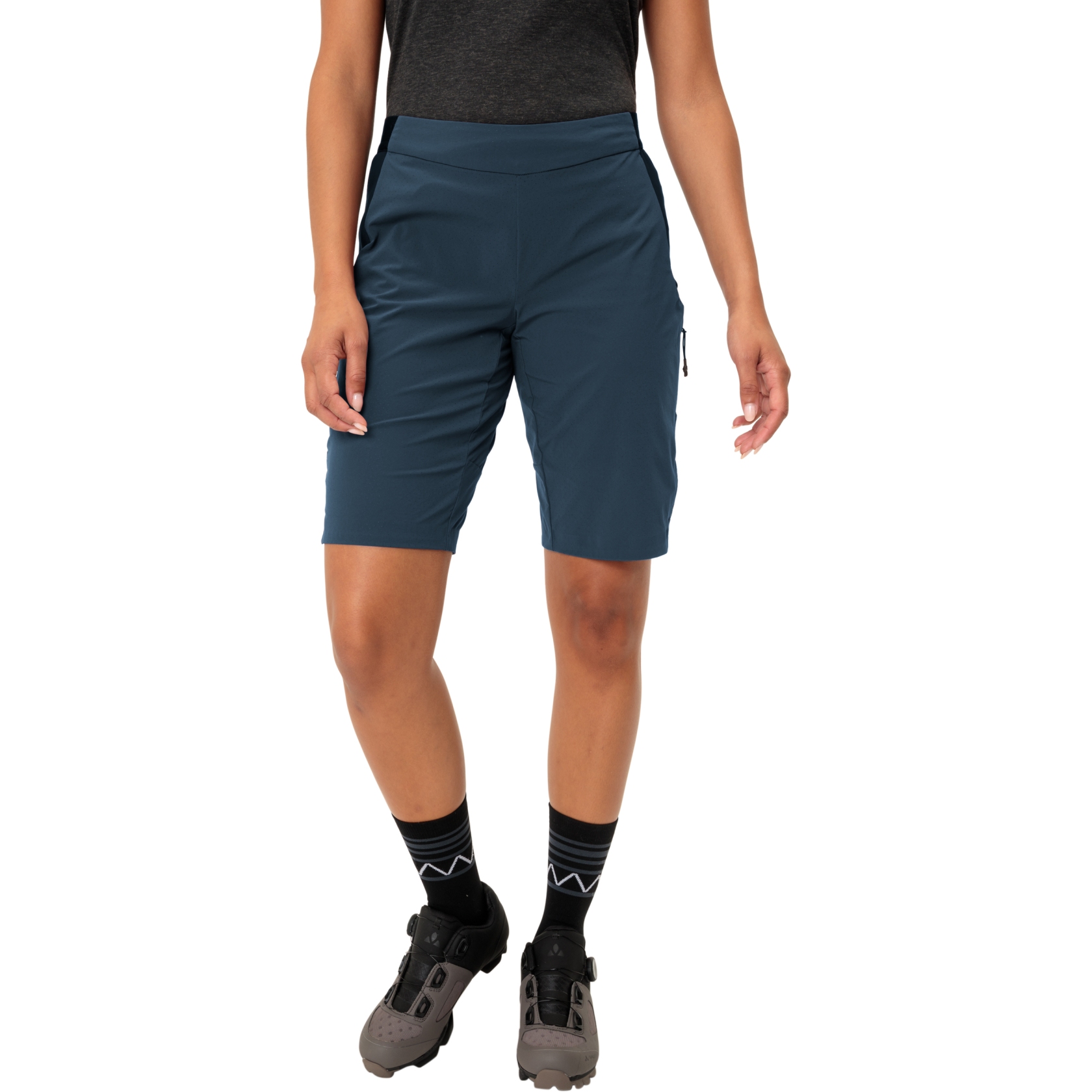 Produktbild von Vaude Kuro II Shorts Damen - dark sea