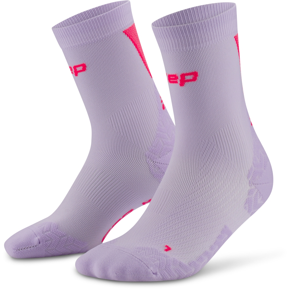 Produktbild von CEP Core Run Ultralight Mid Cut Kompressionssocken Damen - lilac/pink
