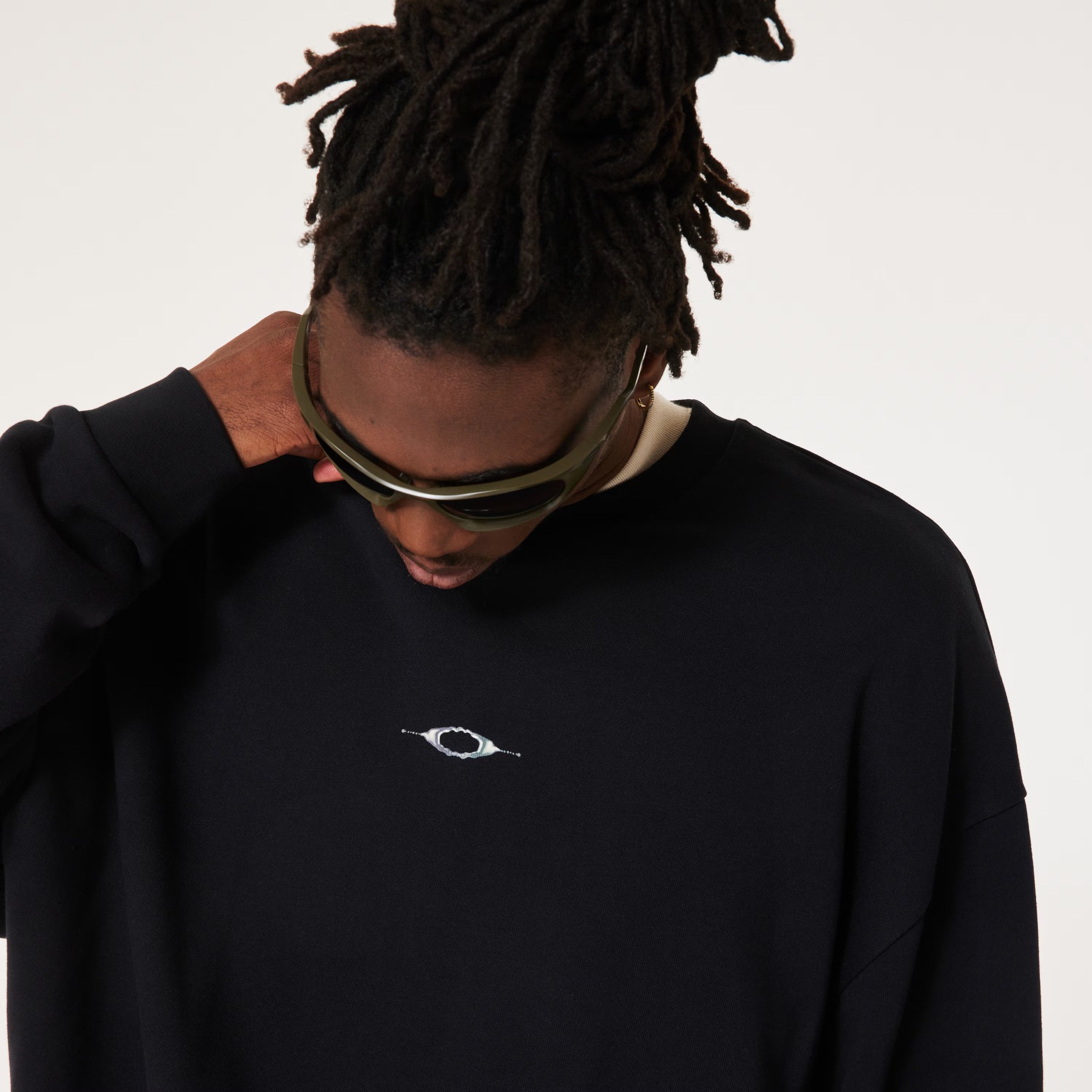 Oakley Stacked Metal Sweatshirt Men - Blackout | BIKE24