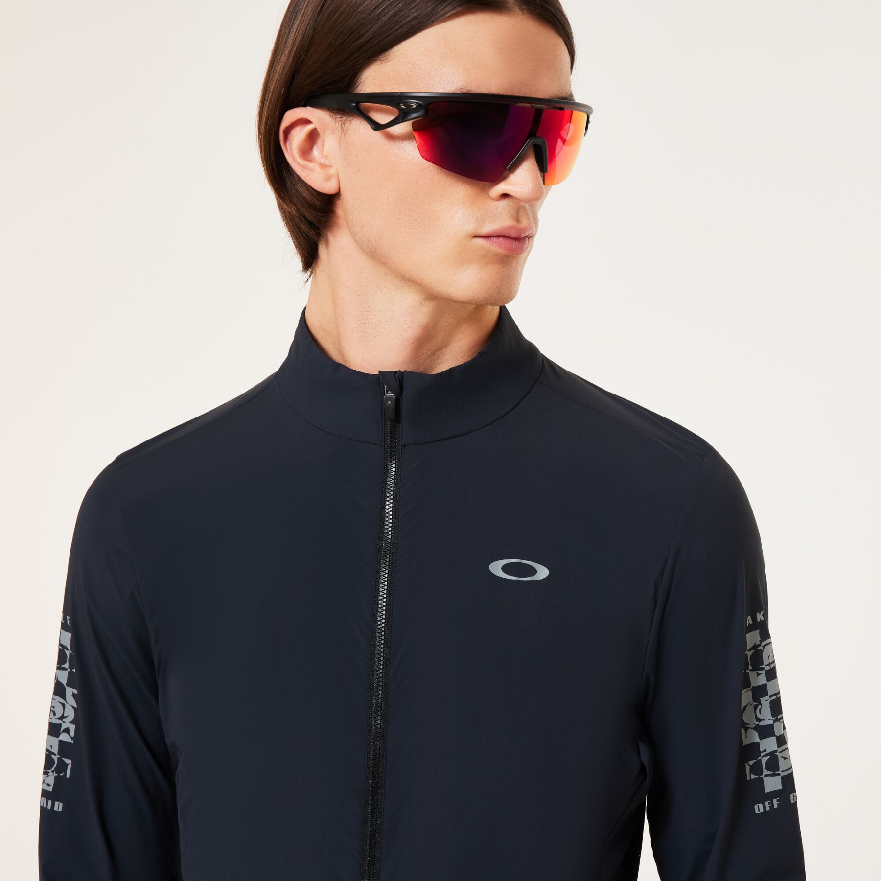 Oakley Off Grid Packable Jacket 2.0 Men - Blackout | BIKE24