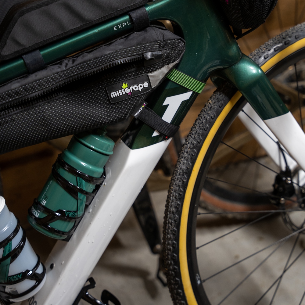 Elite Prism Recycle Bottle Cage Left black soft touch