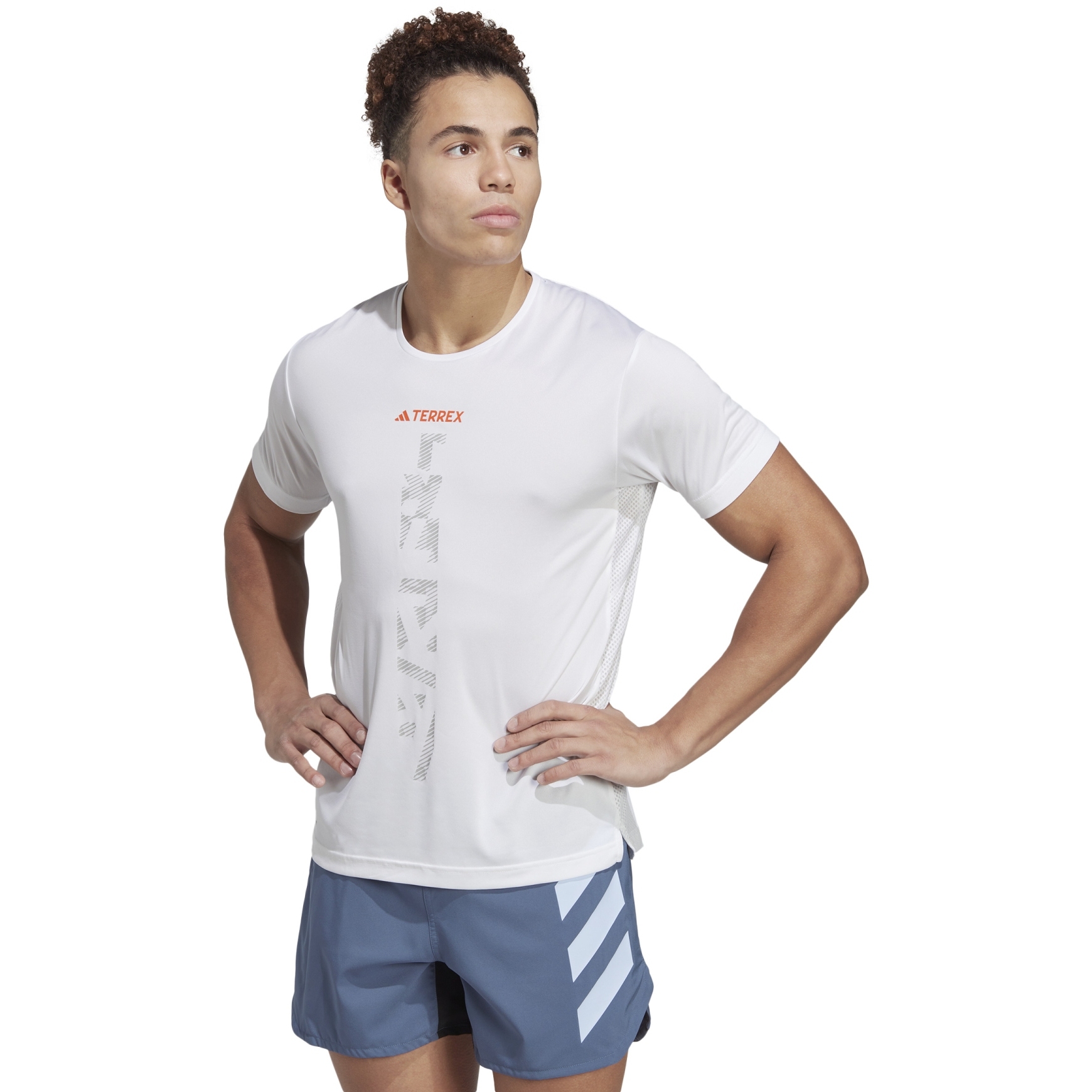 Produktbild von adidas Agravic Outdoor T-Shirt Herren - weiß HT9442