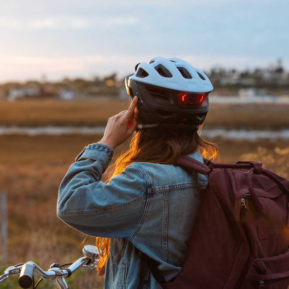 Smart mountain deals bike helmet