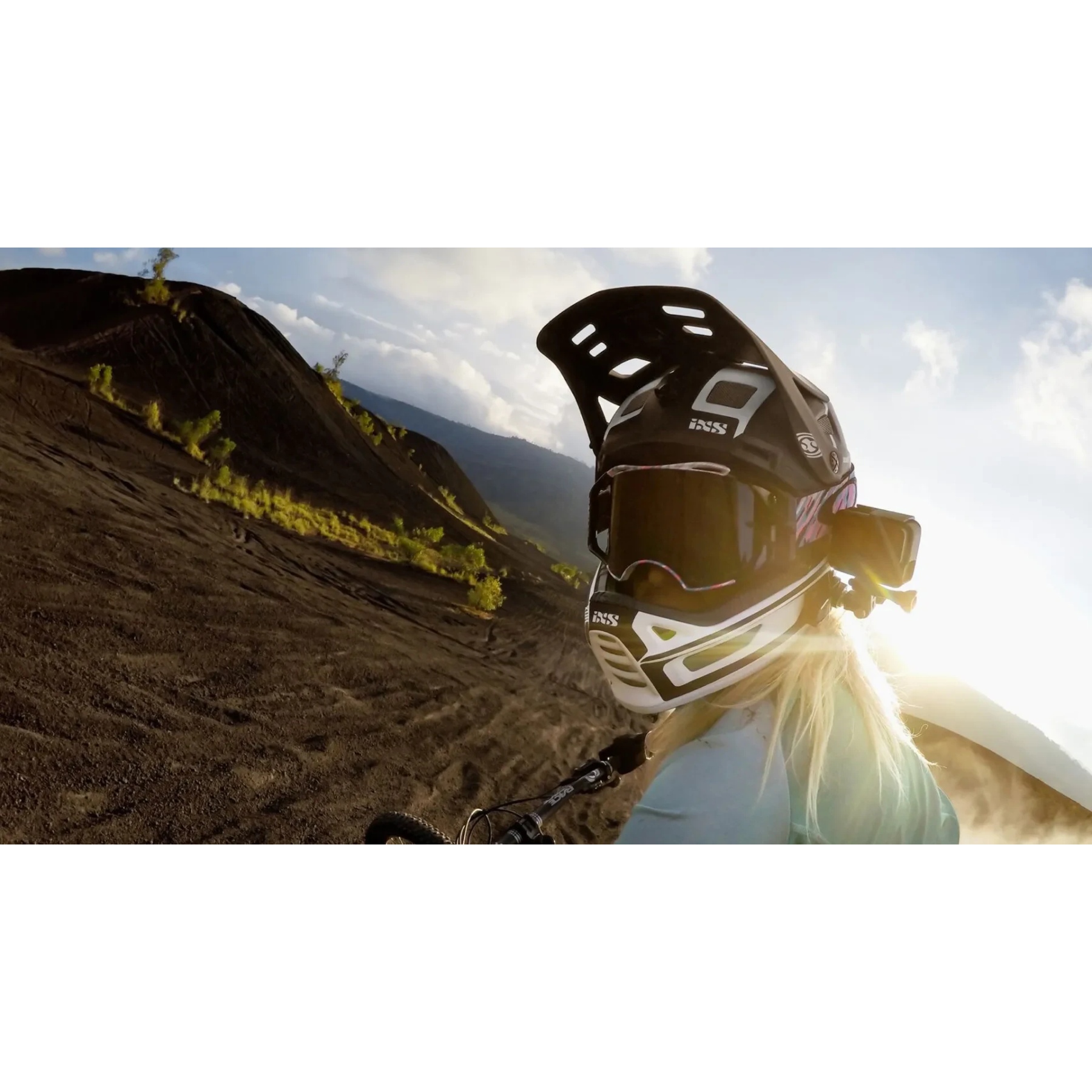 Demon Podium Supporto GoPro per sottogola per casco integrale per mountain  bike MTB -  Italia