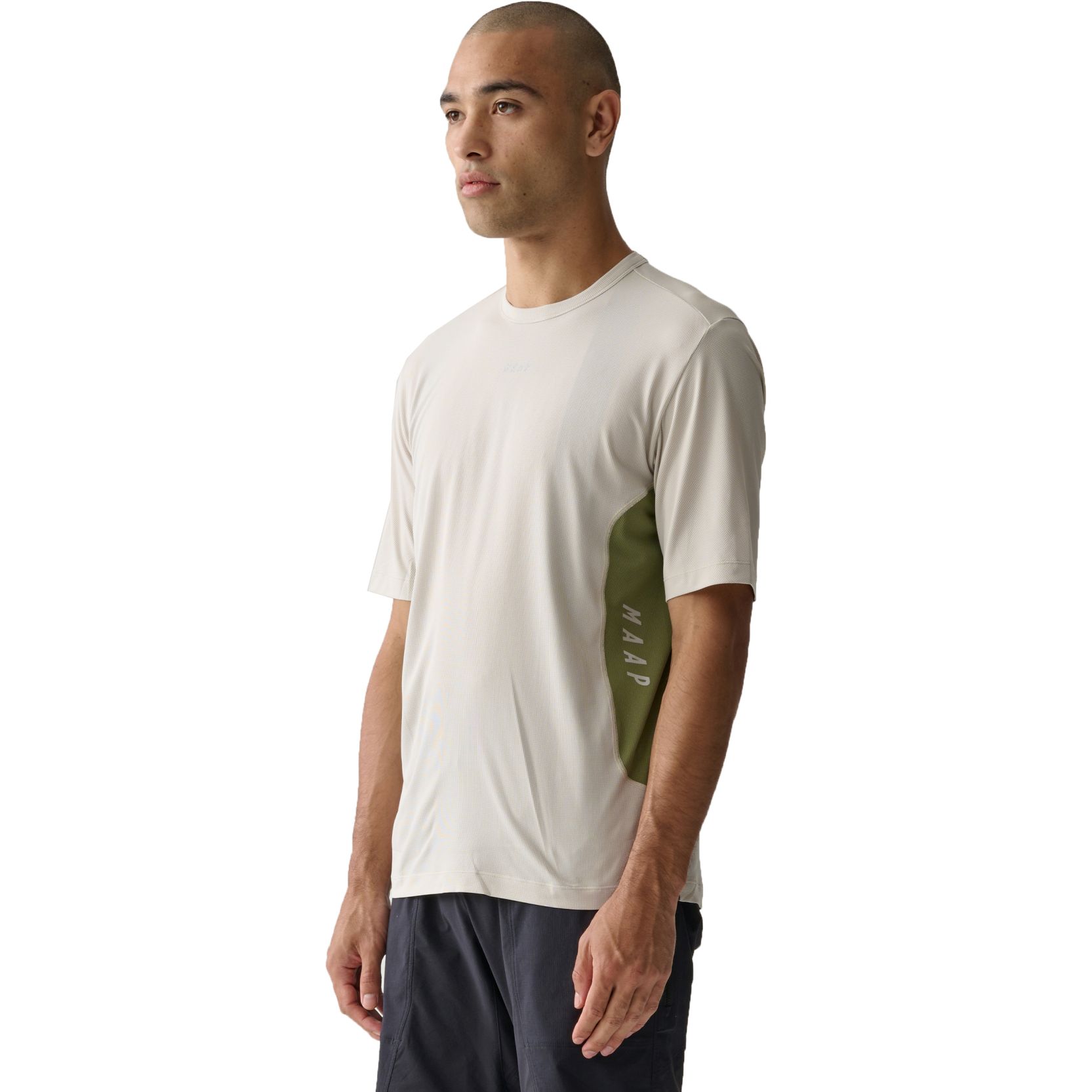 Produktbild von MAAP Alt Road Tech T-Shirt Herren - fog