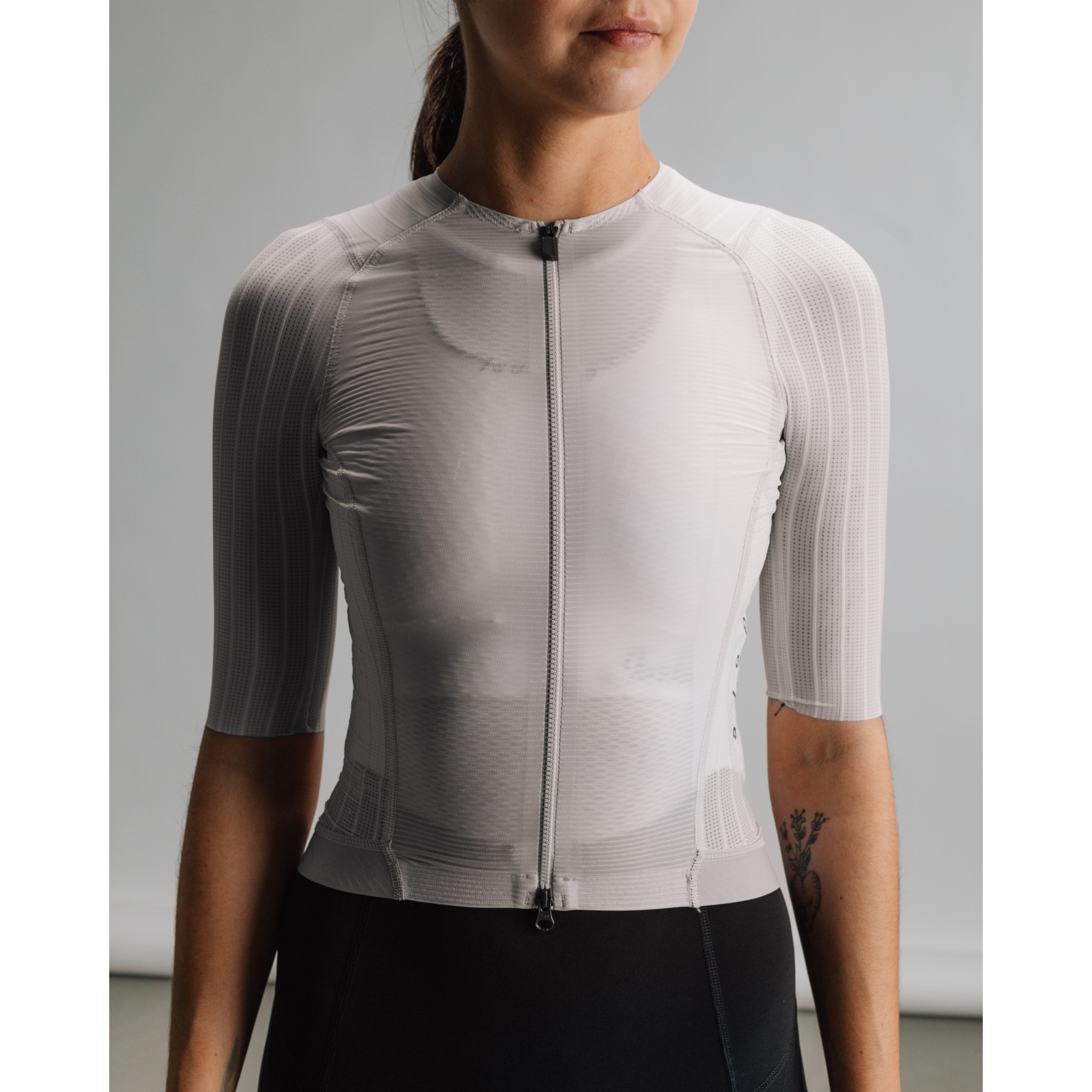 Isadore Echelon Aero Jersey Women - Grey Lilac | BIKE24