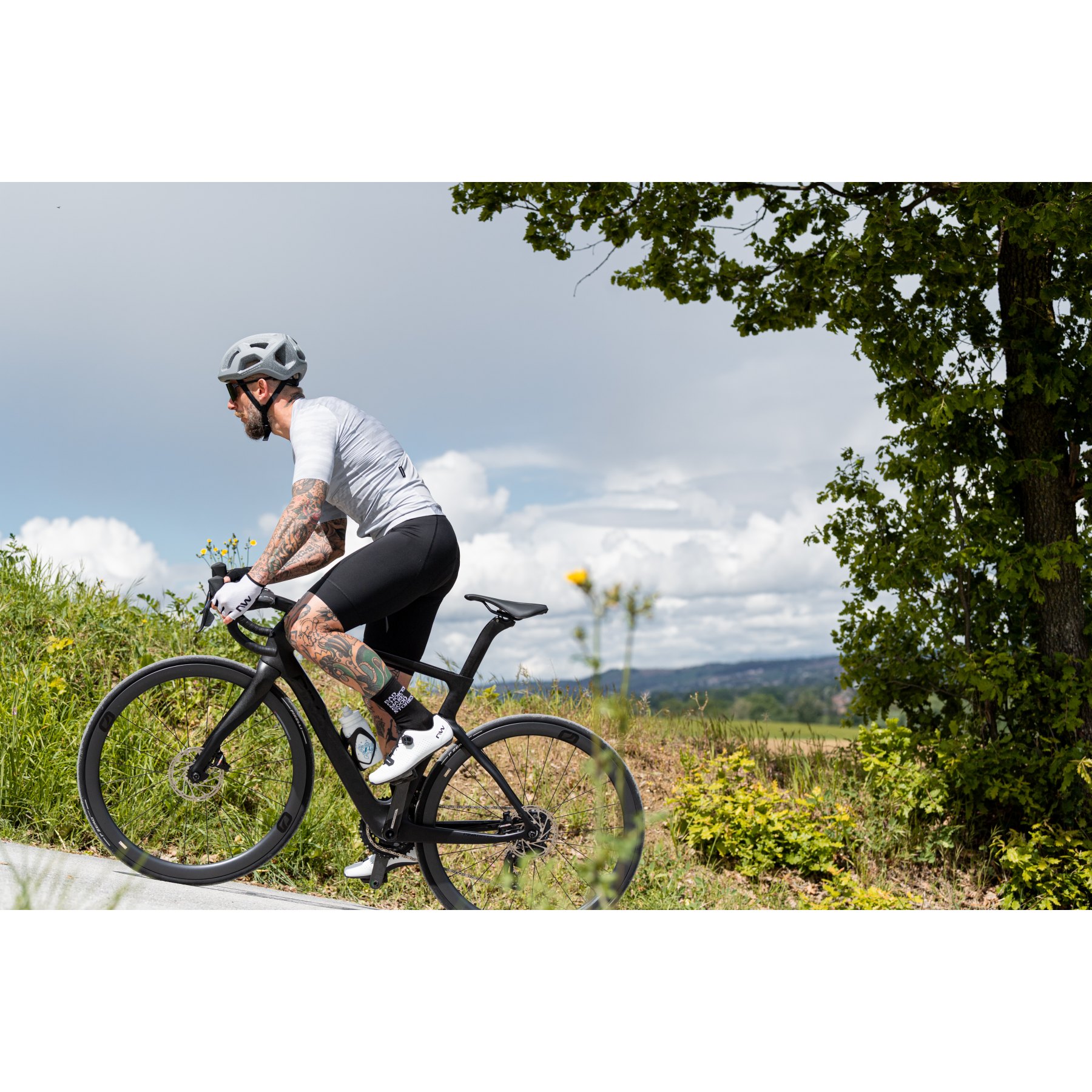 NORTH WAVE STORM CARBON ブラック/ホワイト 39 NORTH WAVE ( ノースウェーブ ) ビンディングシューズ STORM