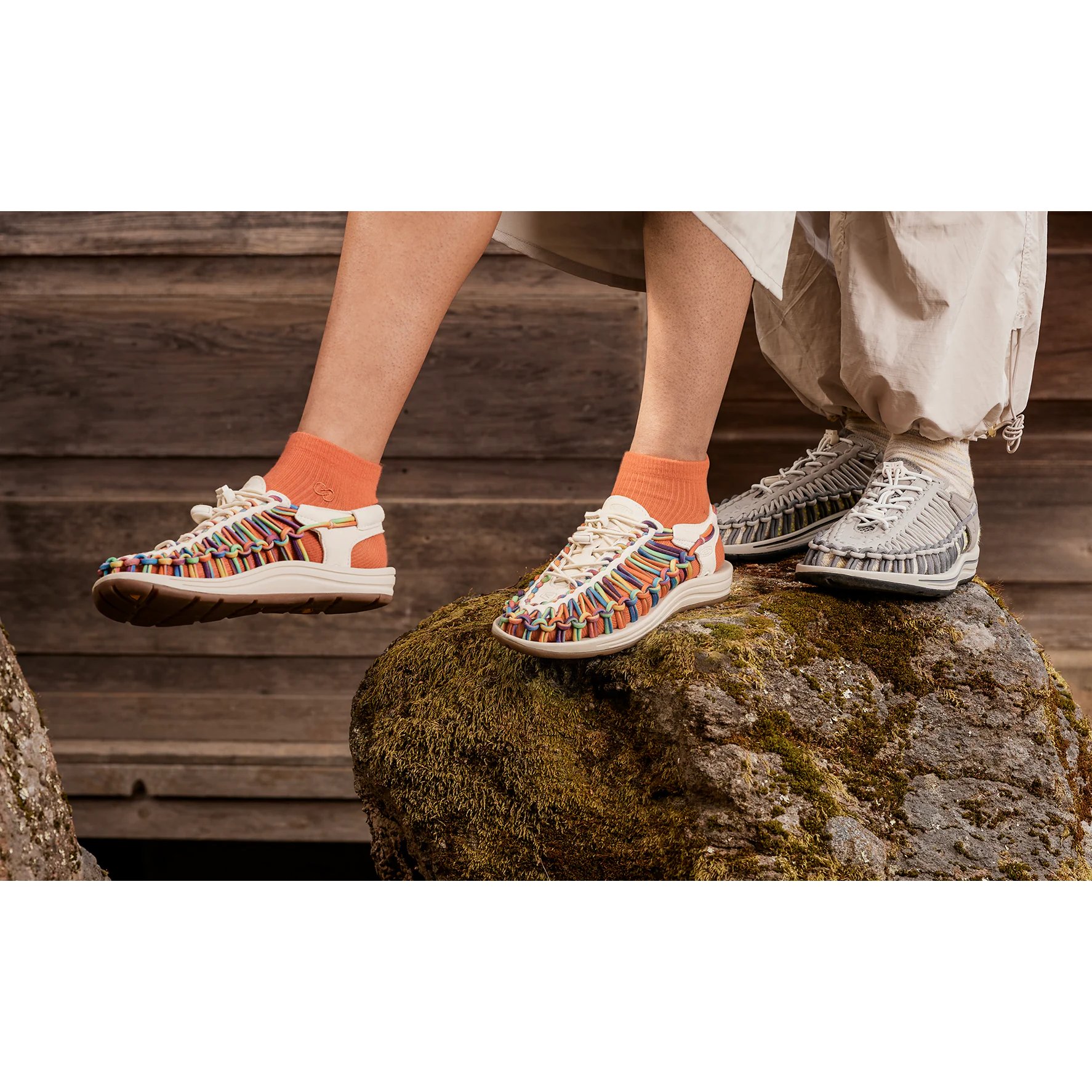 KEEN Uneek Canvas Sandals Women - Fig/Birch | BIKE24
