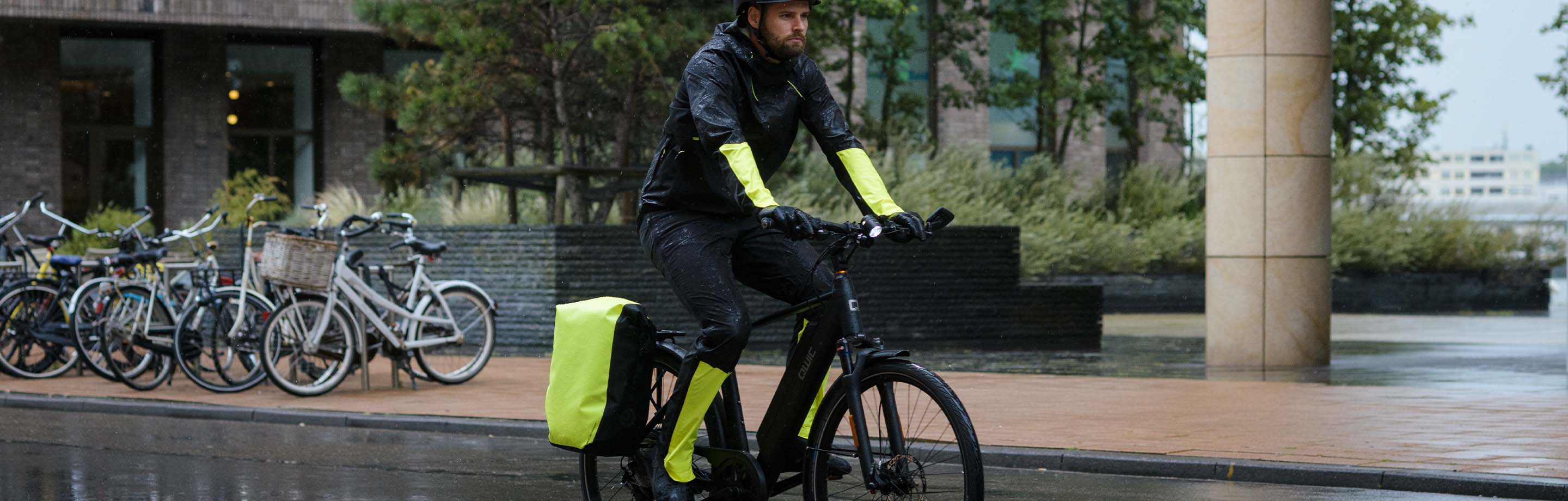 AGU – Hochwertige Radsportbekleidung & Fahrradtaschen für jede Gelegenheit