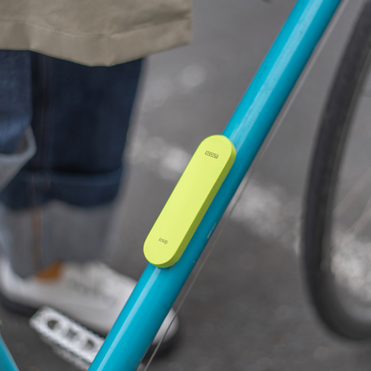 Knog Scout Bike Dispositivo di Allarme e Localizzazione - black/neon yellow