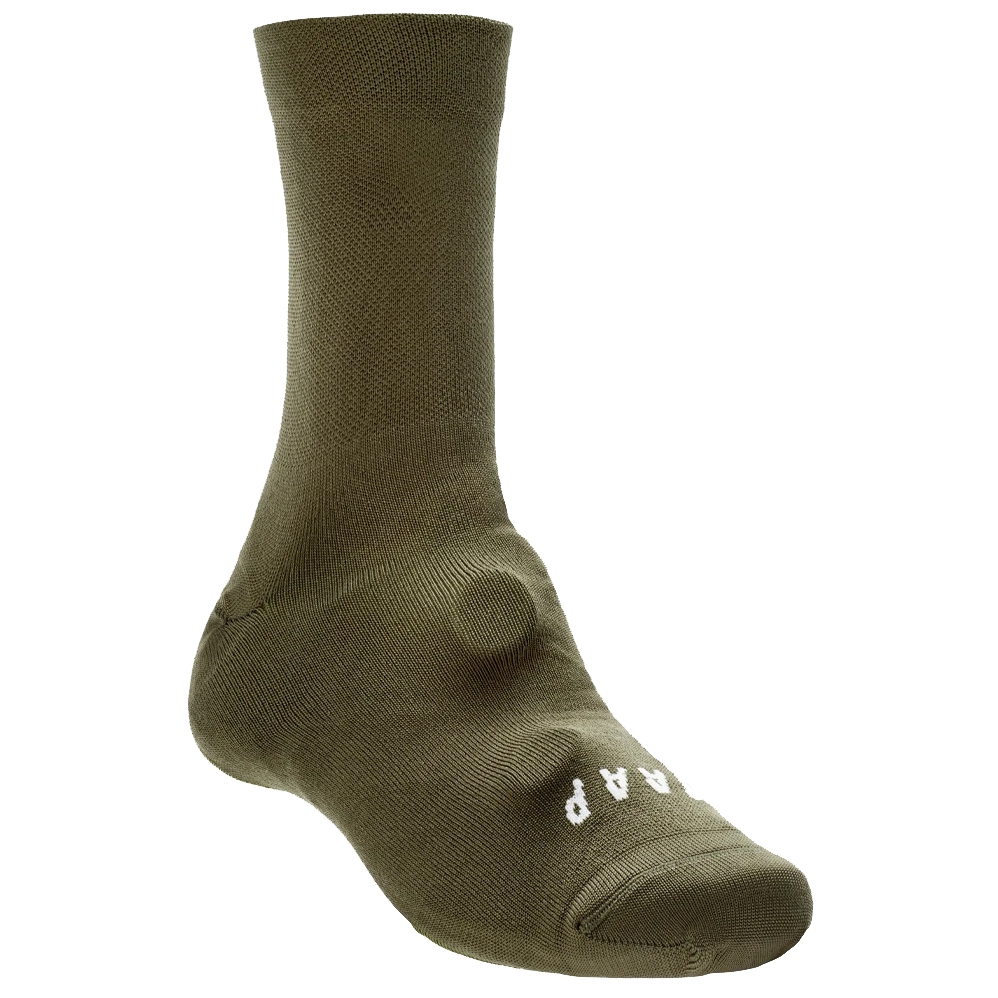 Image of MAAP Knitted Oversocks - olive