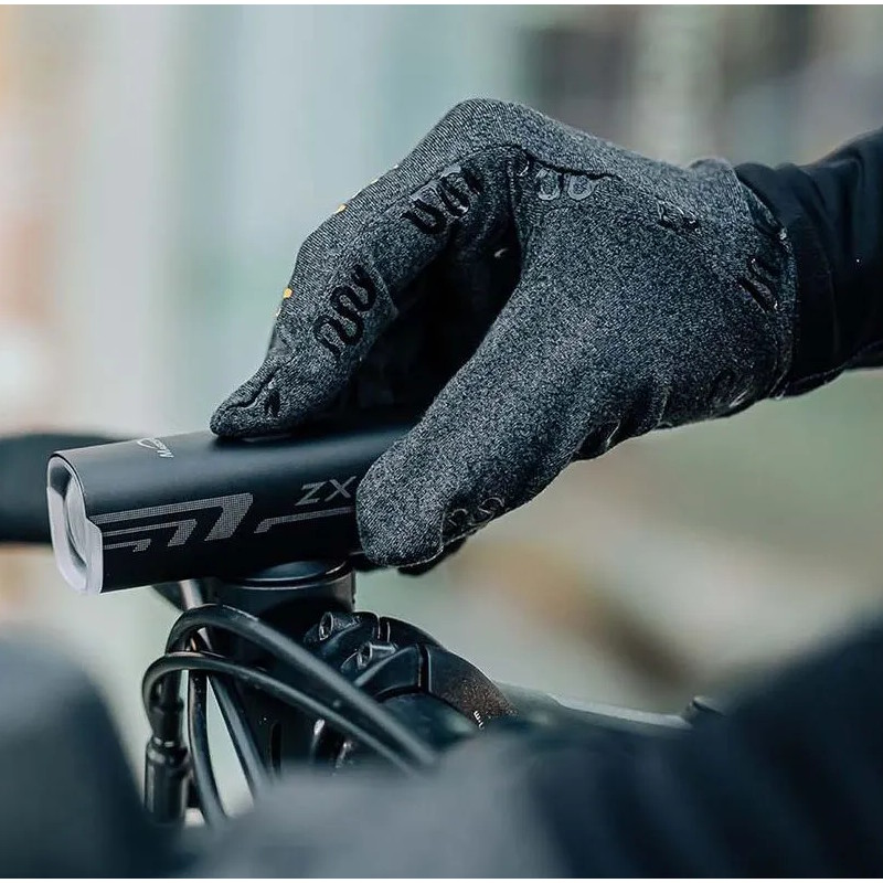 nori-bicycle　904545 Magicshine ZX PRO Lampka Rowerowa Przednia - czarny | BIKE24