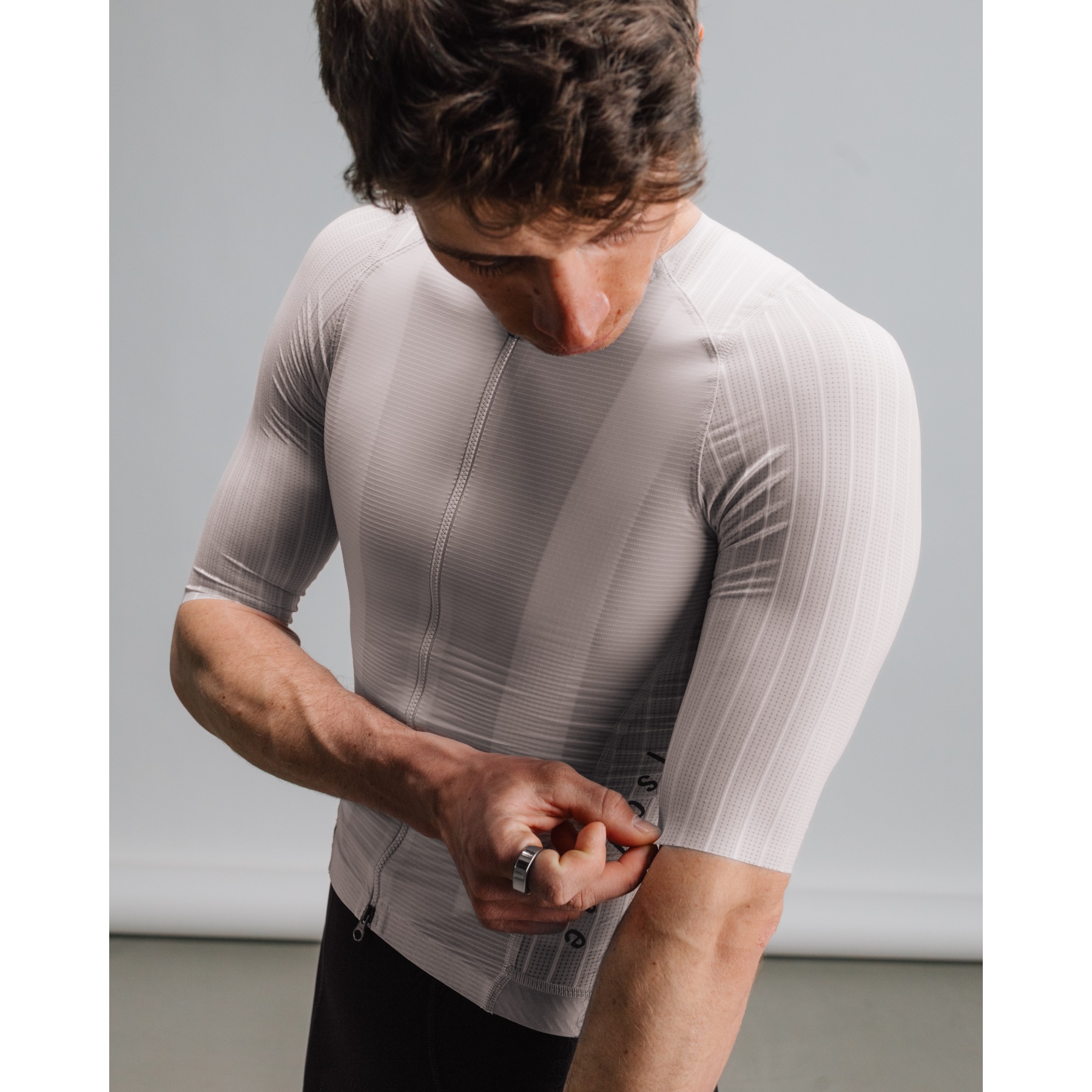 Isadore Echelon Aero Jersey Men - Grey Lilac | BIKE24