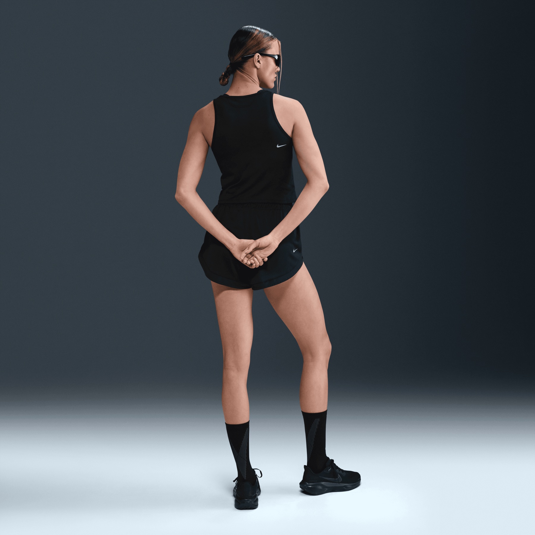 nike black singlet womens