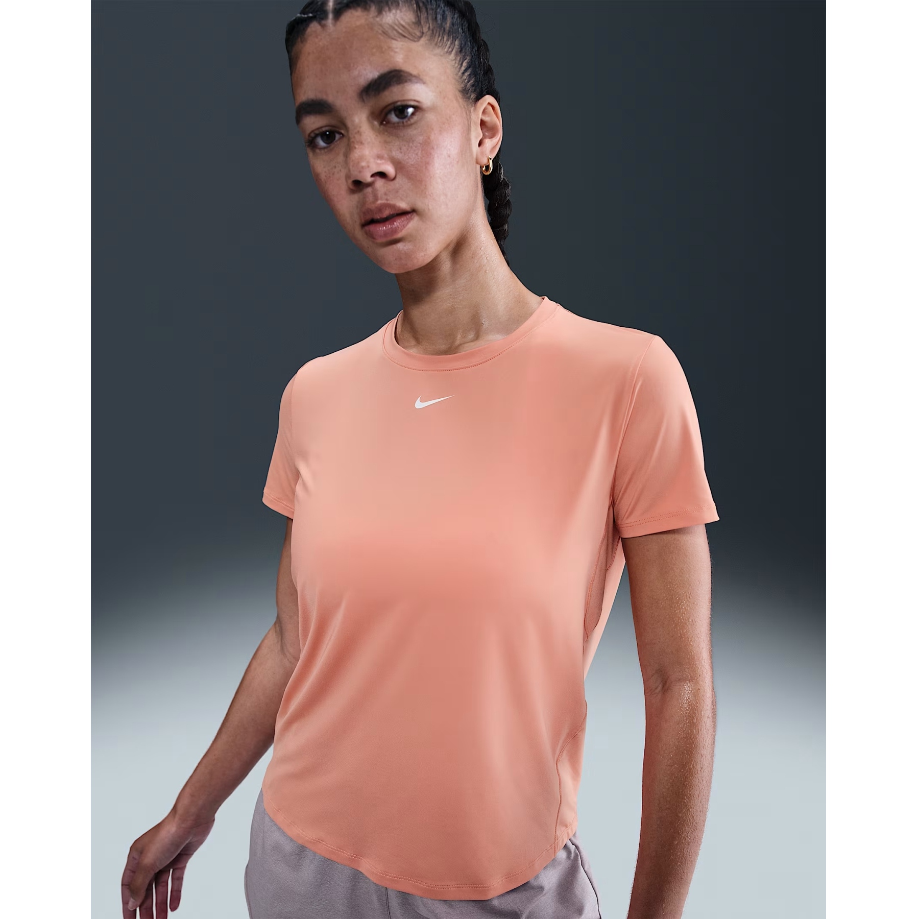 ★ Nike★ One Classic Dry Fit Short Sleeve Top W Apricot Ag Nike One Classic Dri-FIT Short Sleeve Top Women - apricot