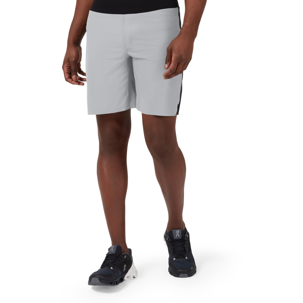 Produktbild von On Lightweight Shorts Kurze Laufhose - Dark &amp; Black