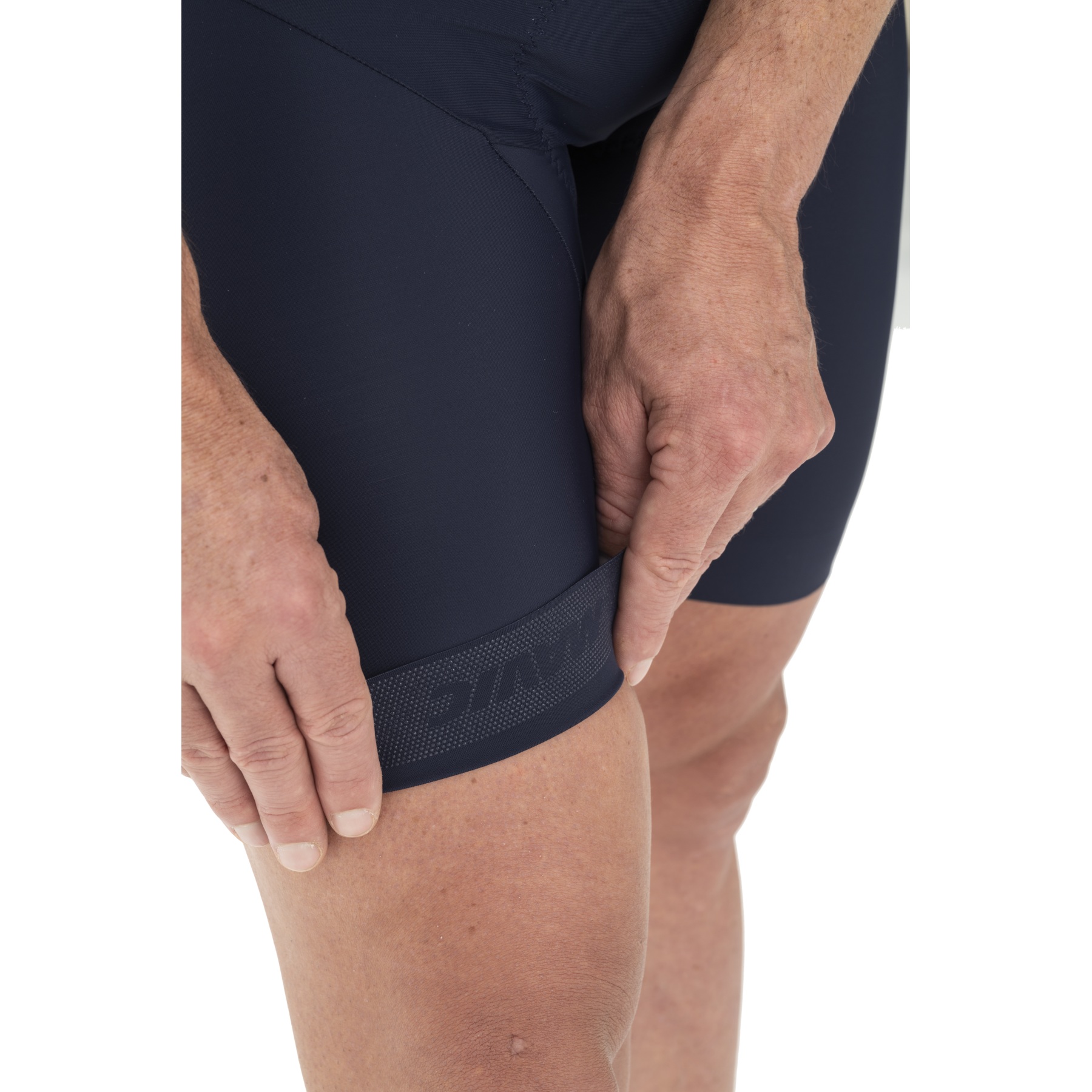Mavic Aksium Bibshorts Men - deep blue | BIKE24