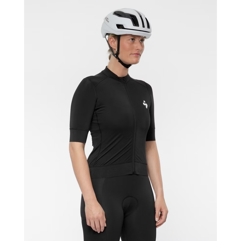 SWEET Protection Crossfire Short Sleeve Jersey Women - Black | BIKE24